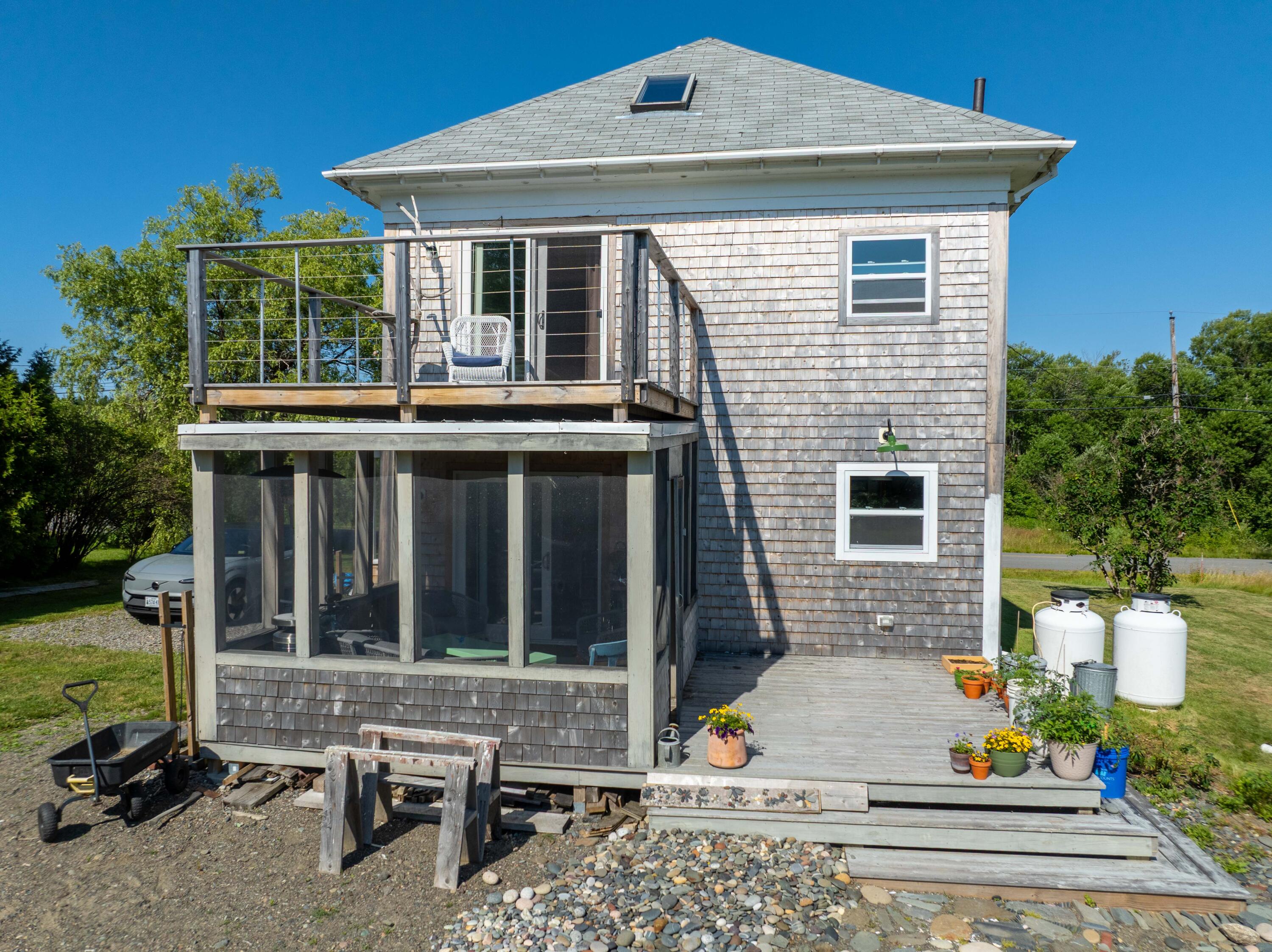 328 S Lubec Road Property Photo 8