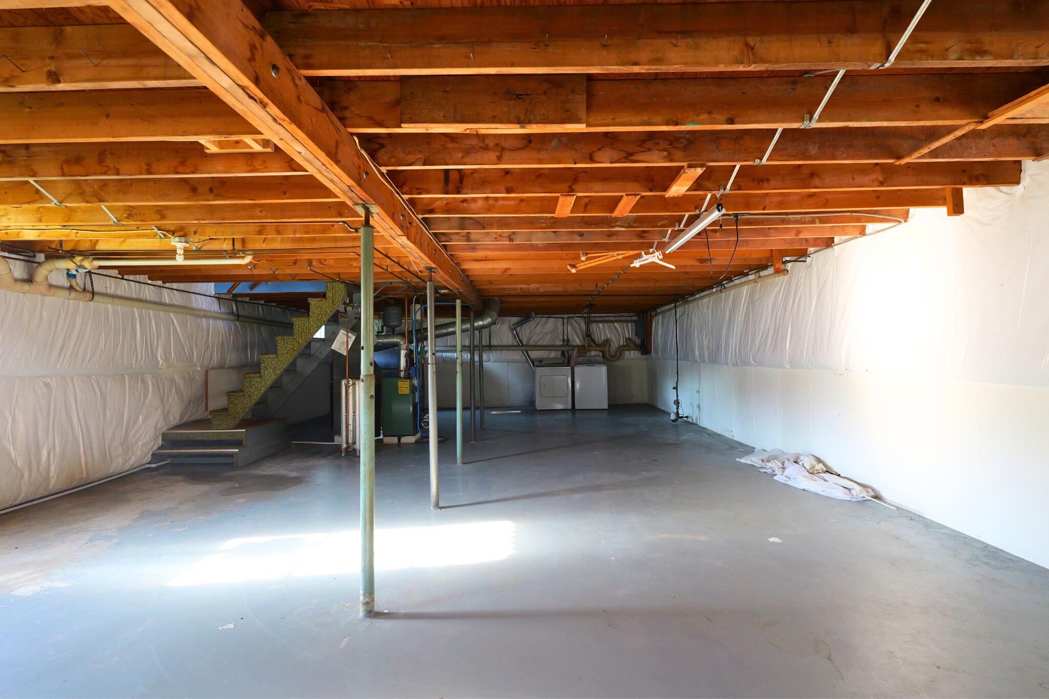121 Dow Avenue Property Photo 27