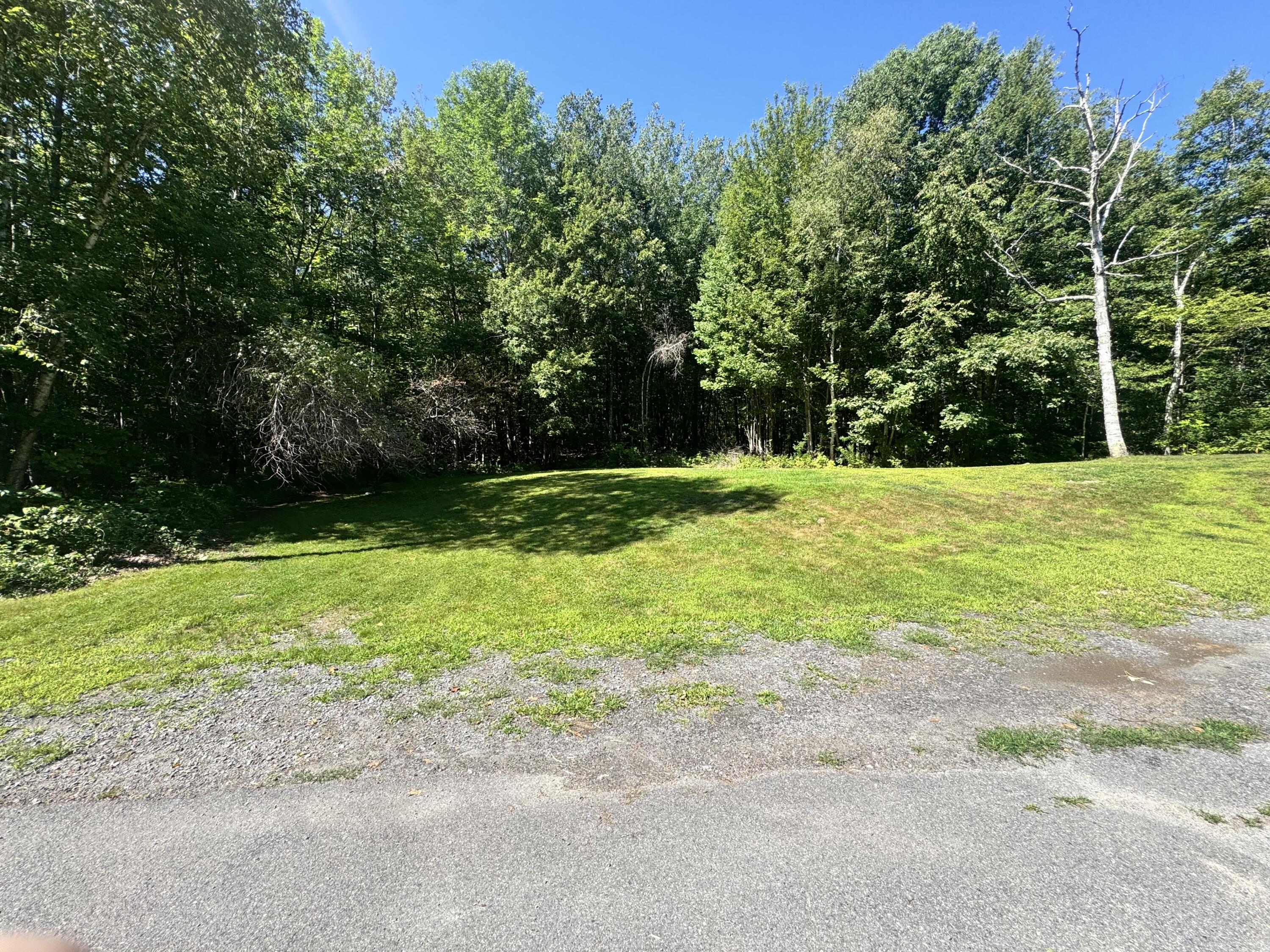 780 Oakland Road Property Photo 3