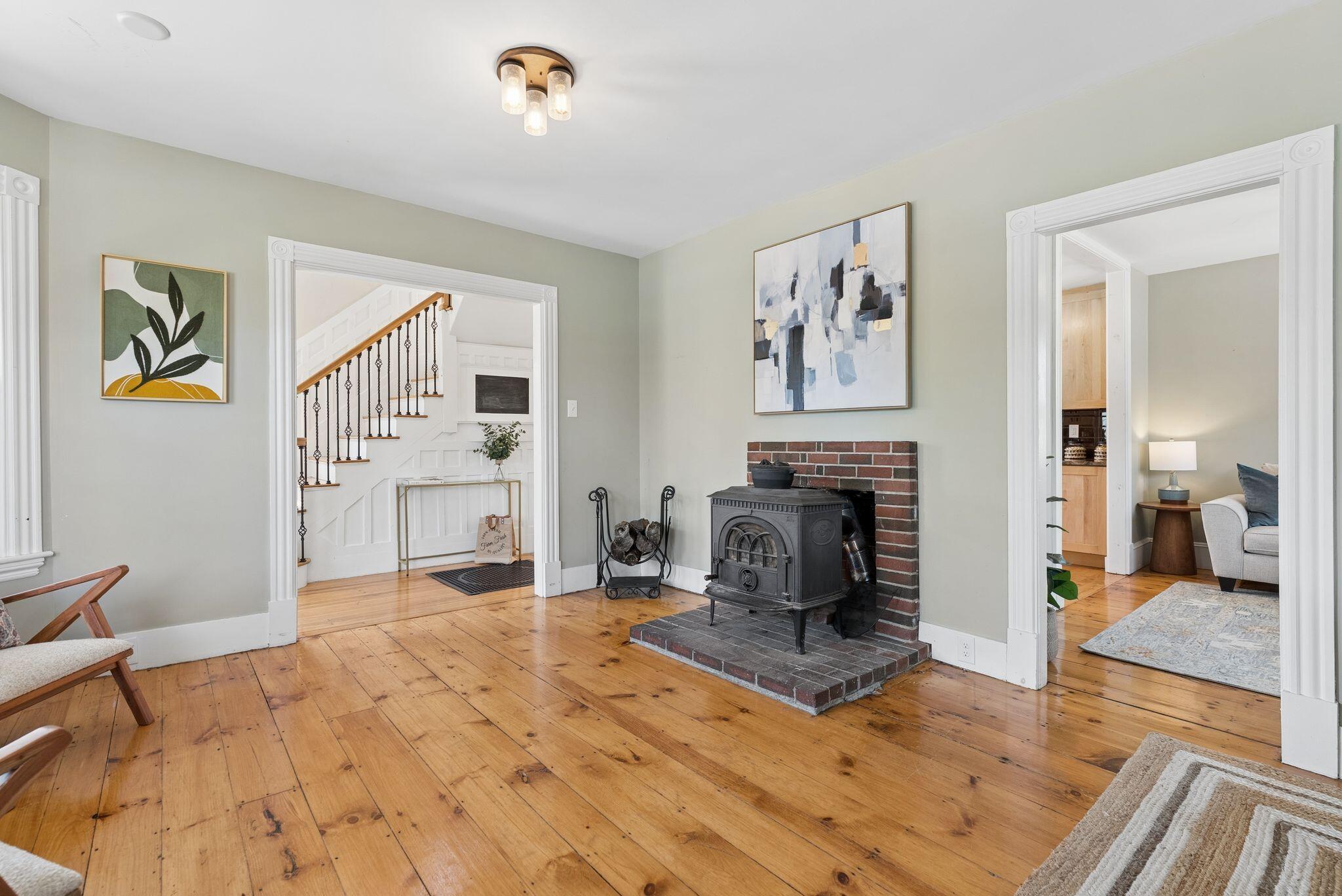 26 Adelaide Street Property Photo 11