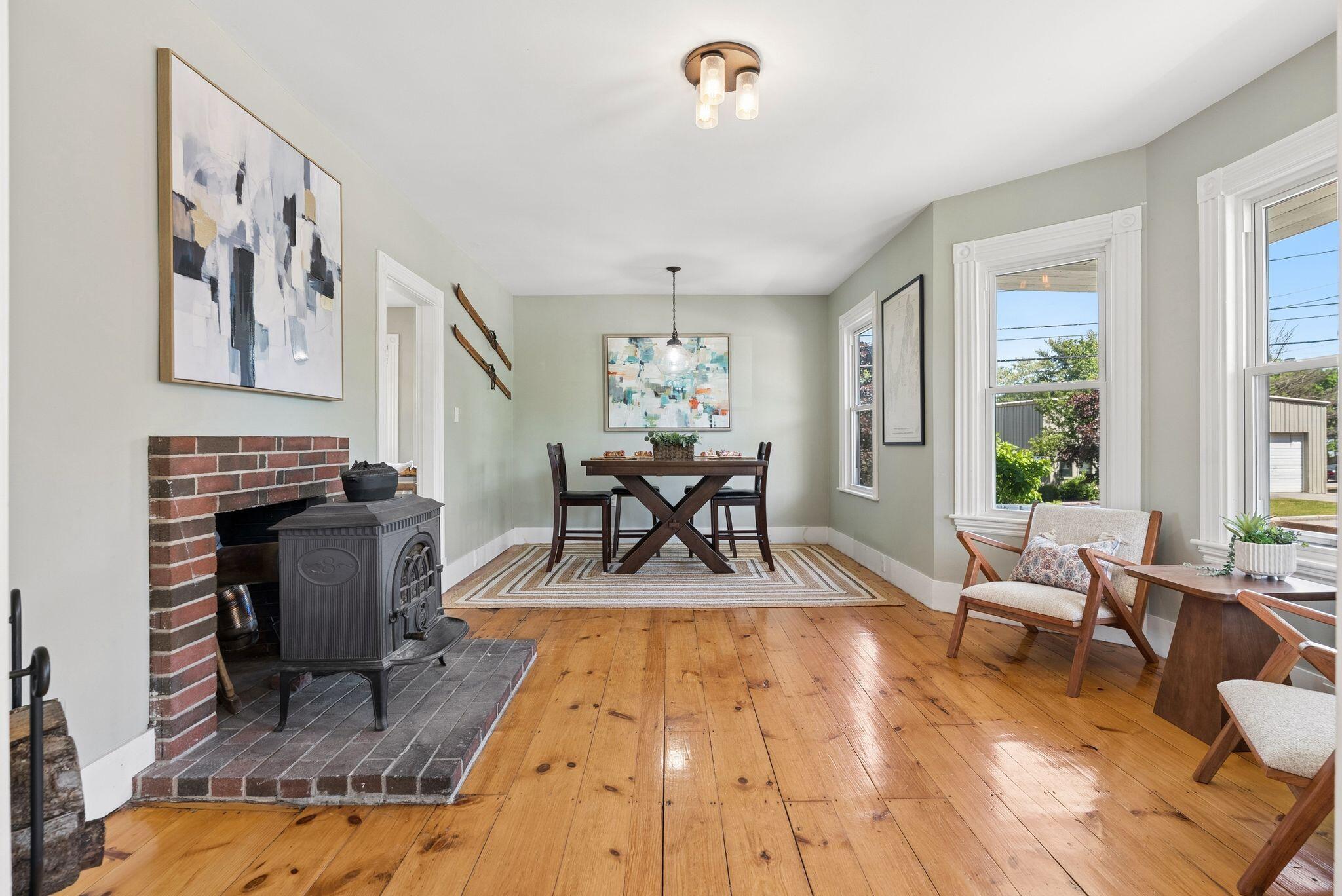 26 Adelaide Street Property Photo 16
