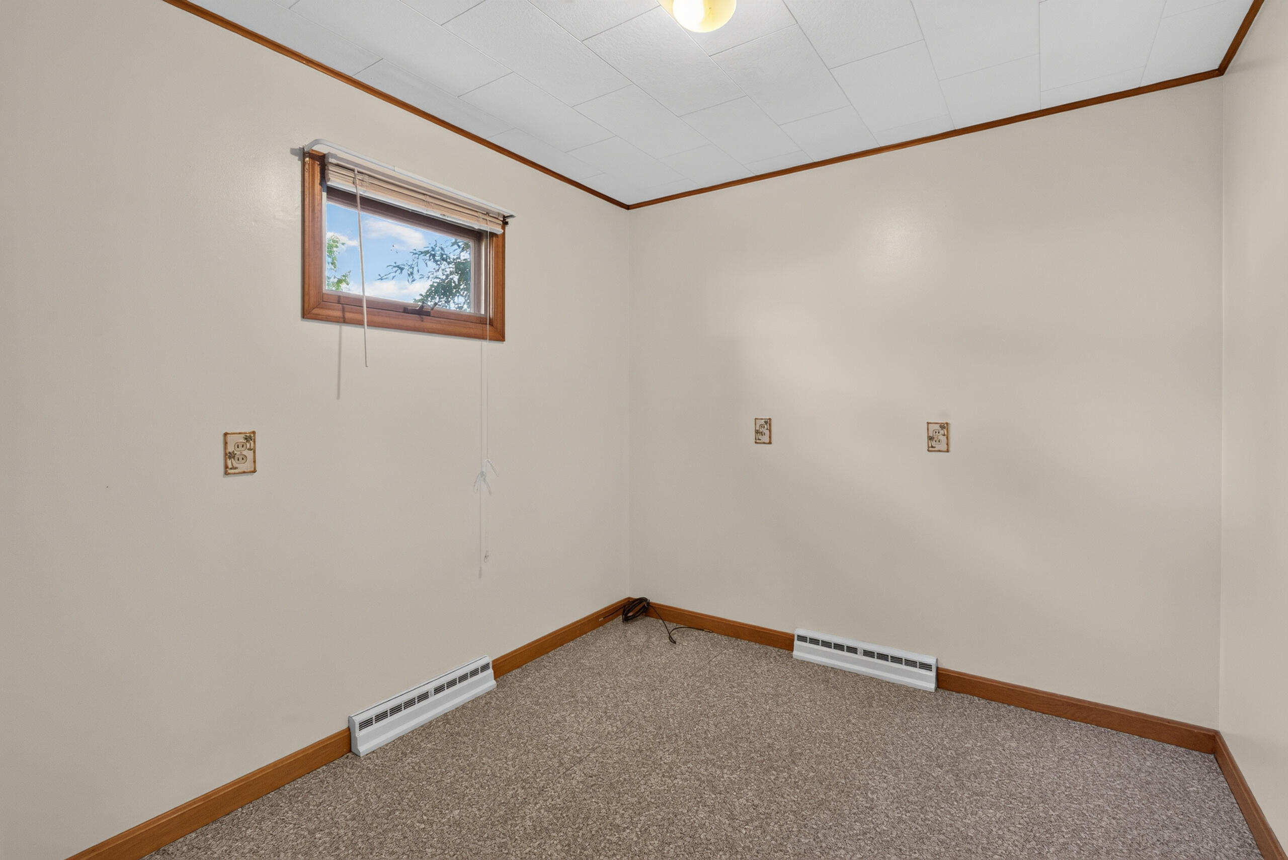 135-137 Oxford Avenue Property Photo 46
