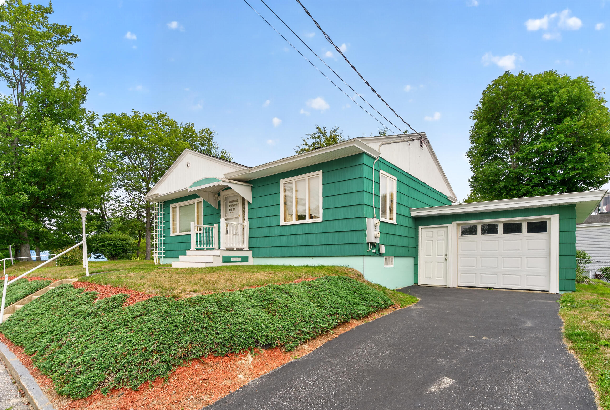 135-137 Oxford Avenue Property Photo 63