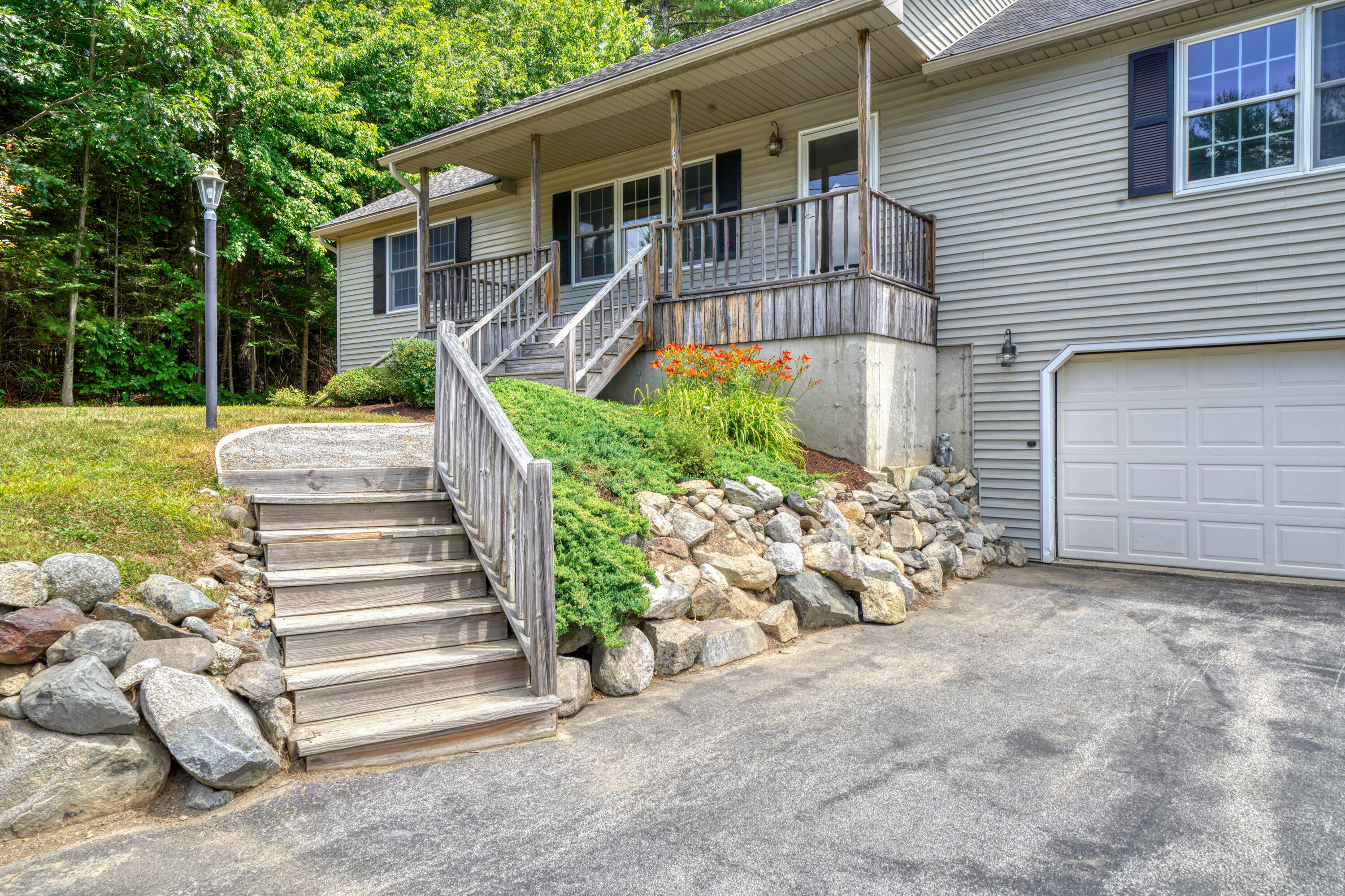 47 Forest Hill Property Photo 12