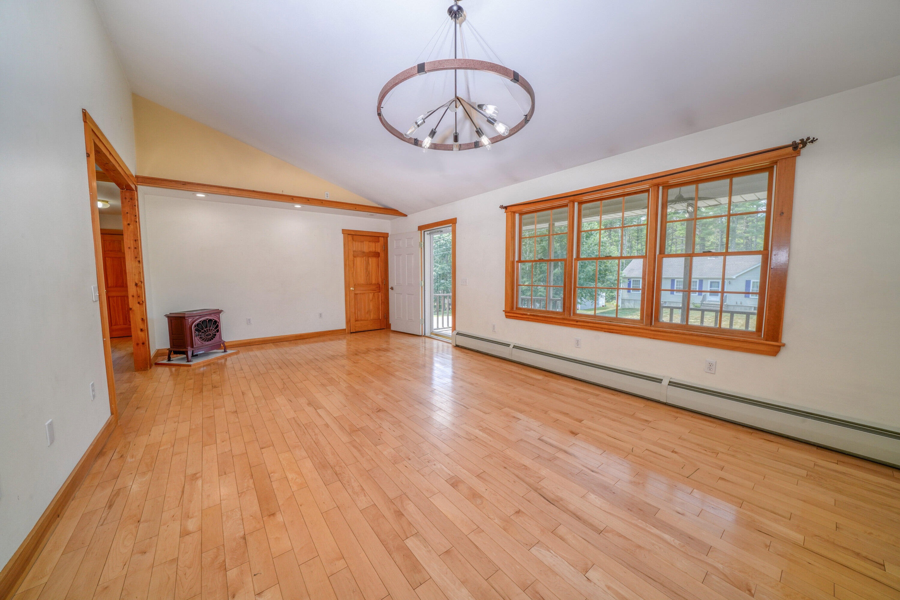 47 Forest Hill Property Photo 38