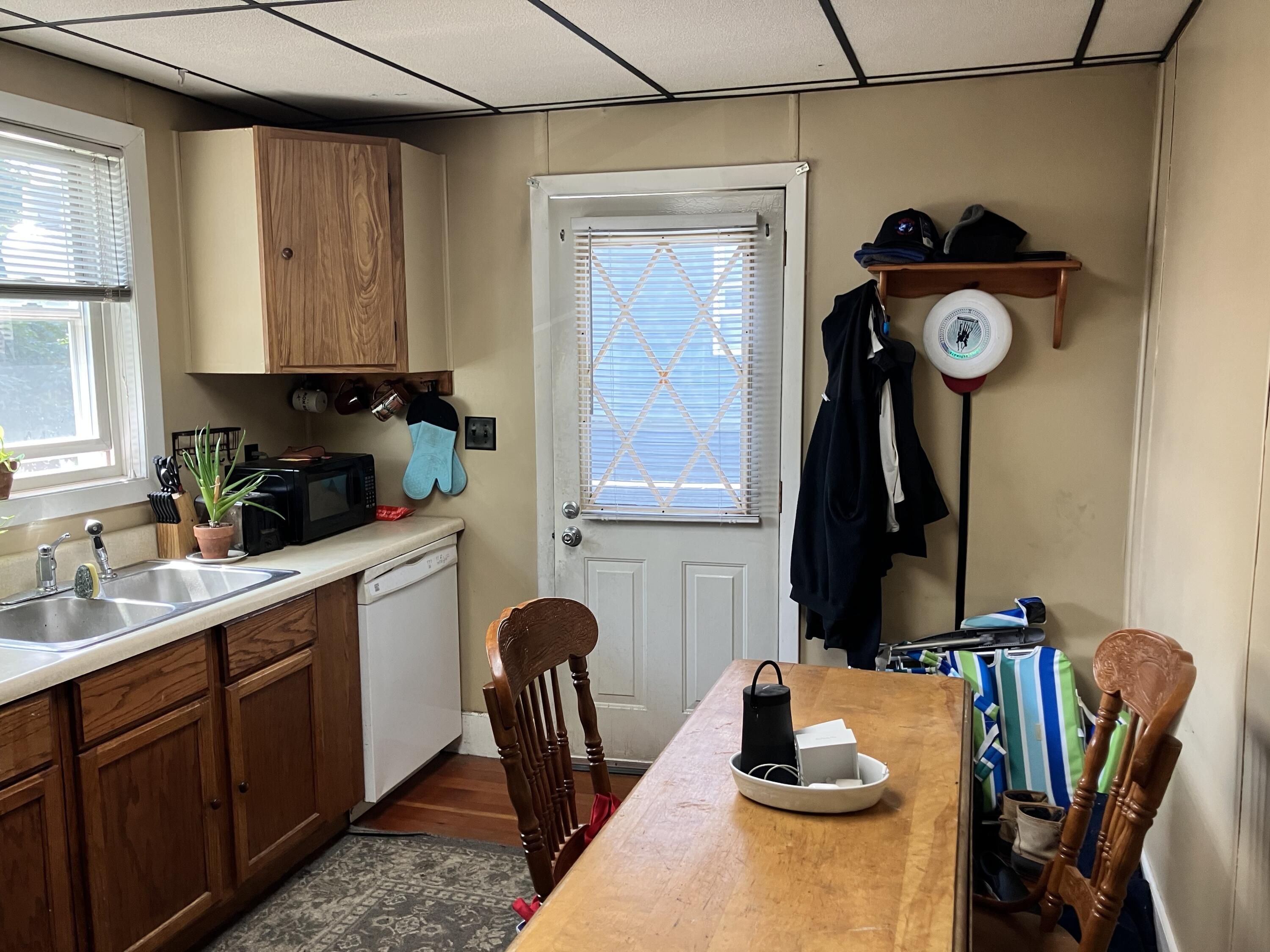 532 Main Street Property Photo 6