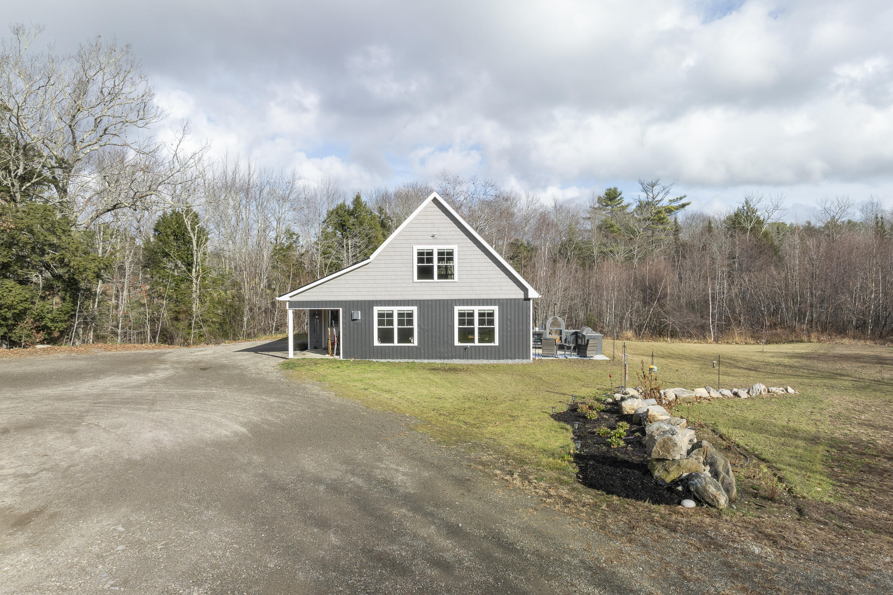 145 E Pond Road Property Photo 4