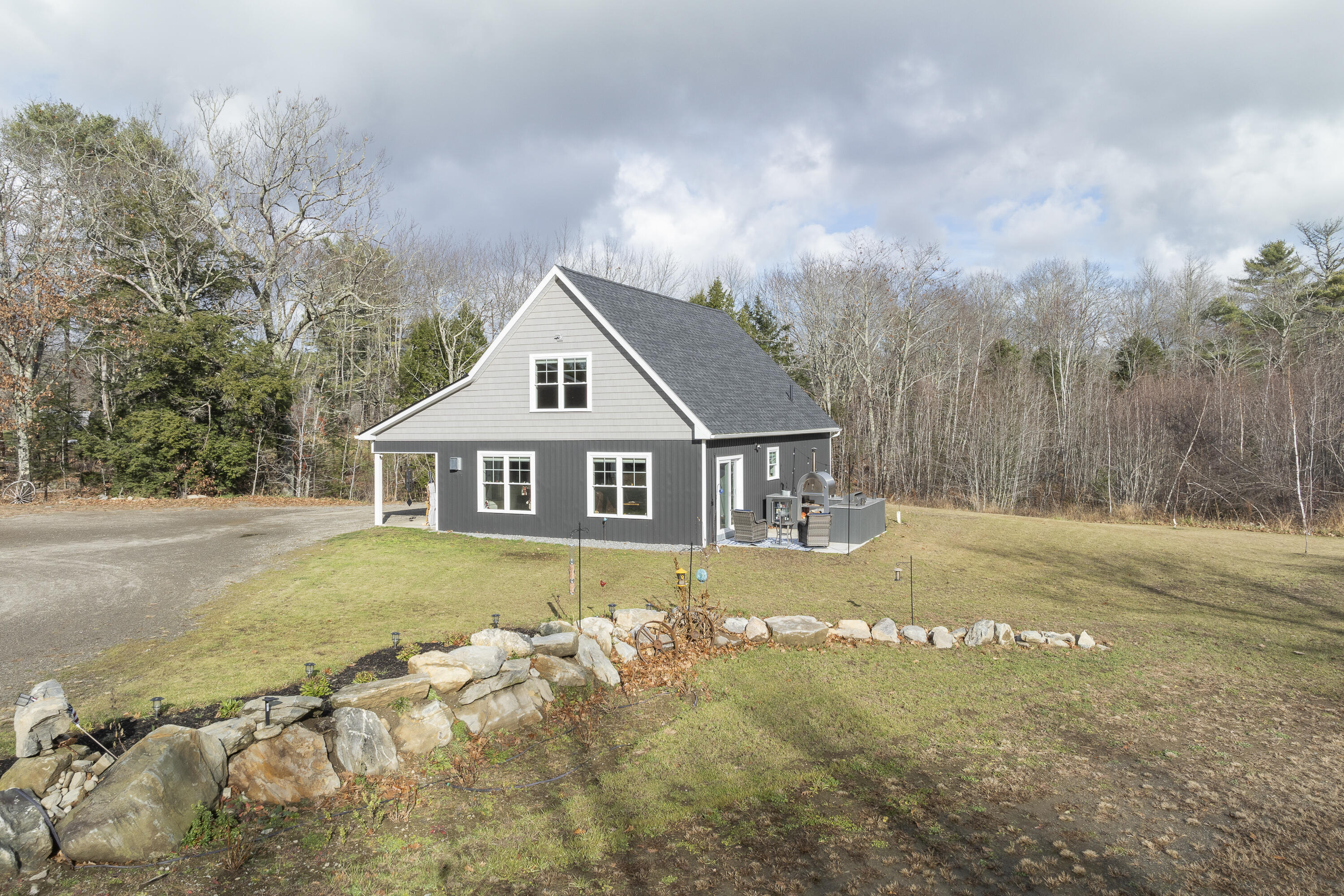 145 E Pond Road Property Photo 10