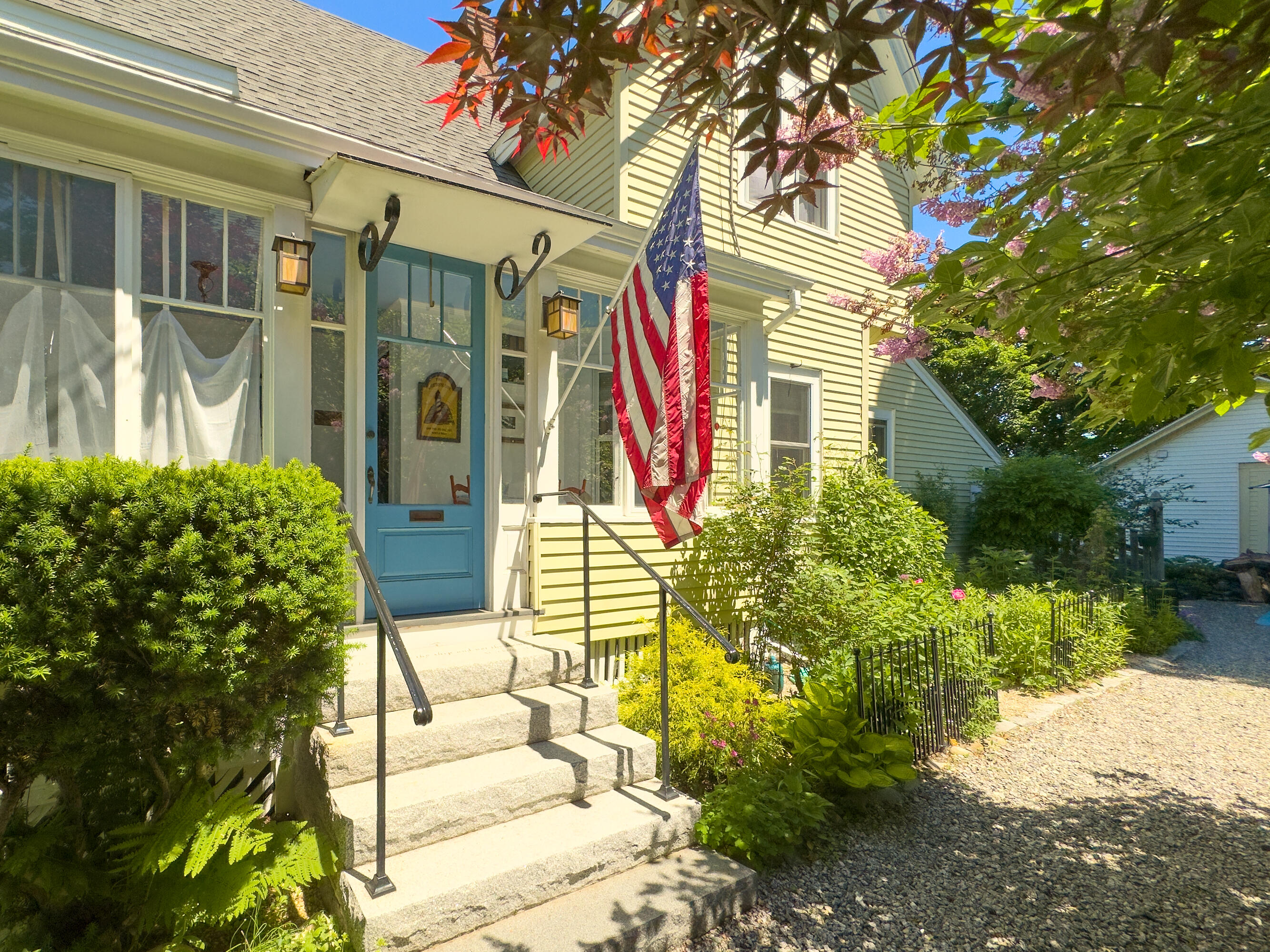 185 Broadway Property Photo 1