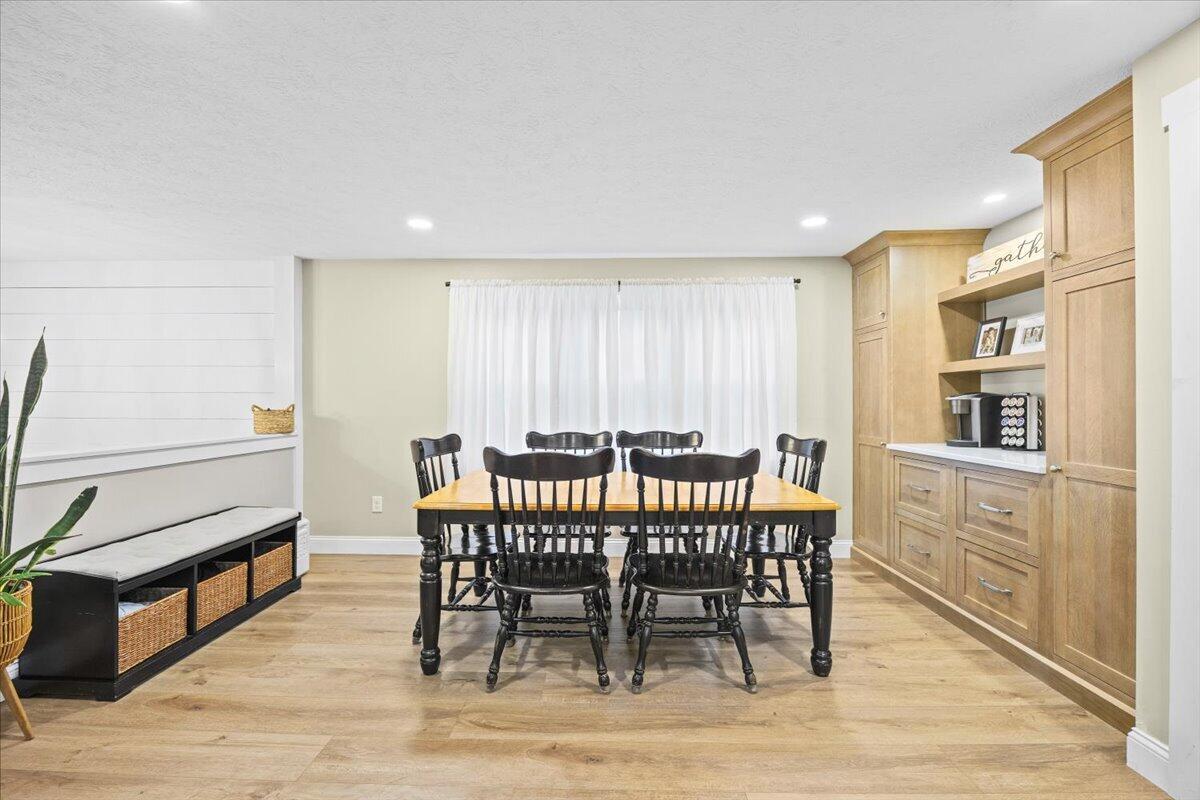 5 Deborah Avenue Property Photo 8