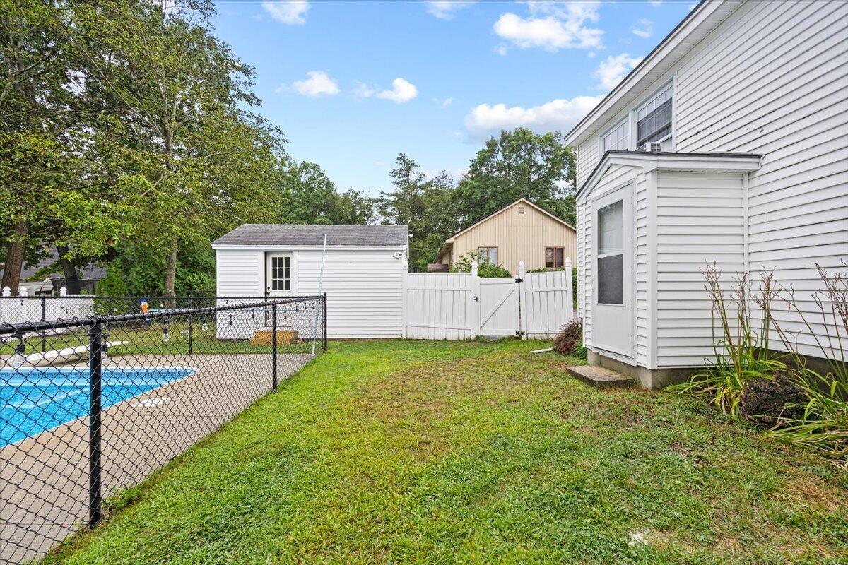 5 Deborah Avenue Property Photo 35