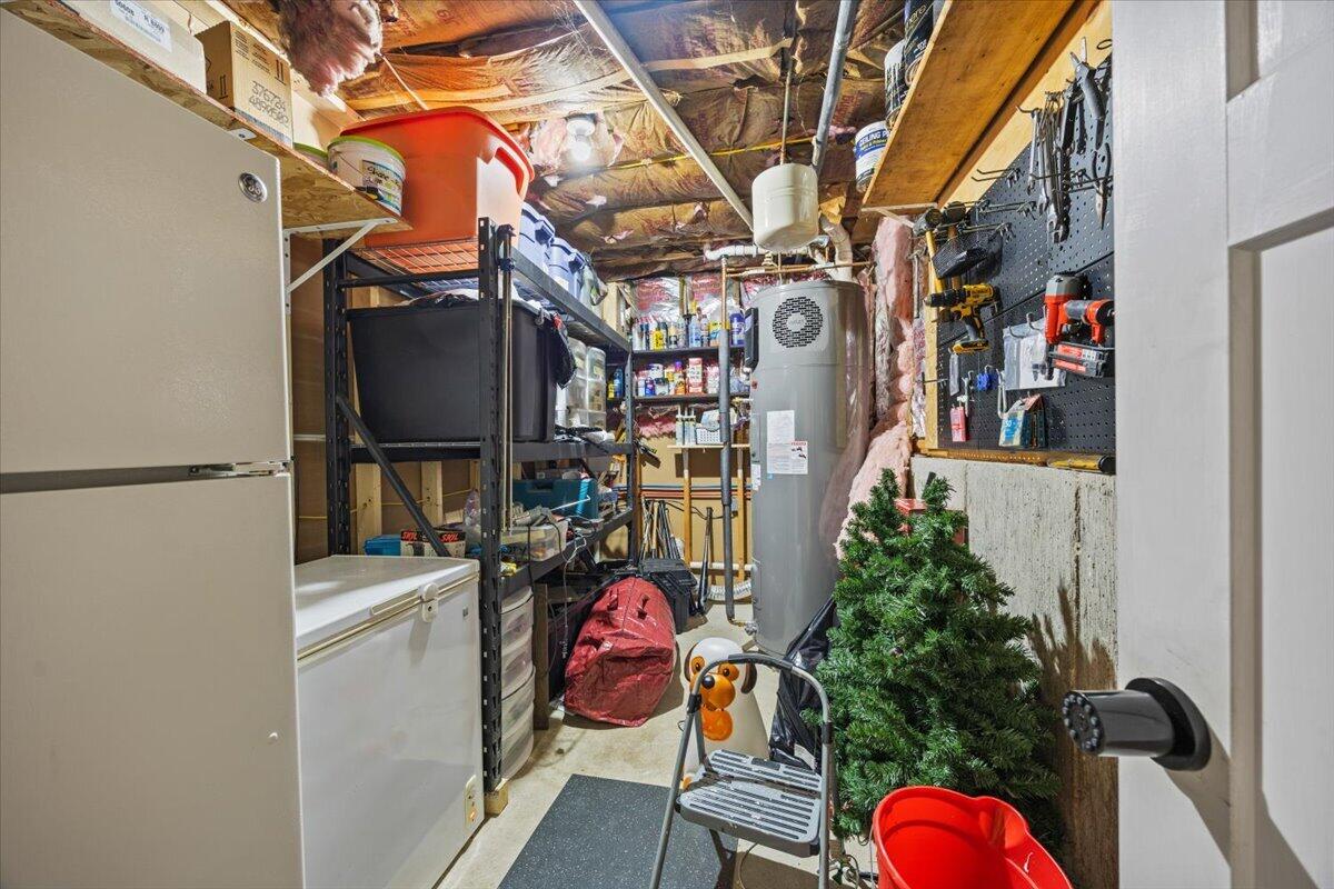 5 Deborah Avenue Property Photo 36