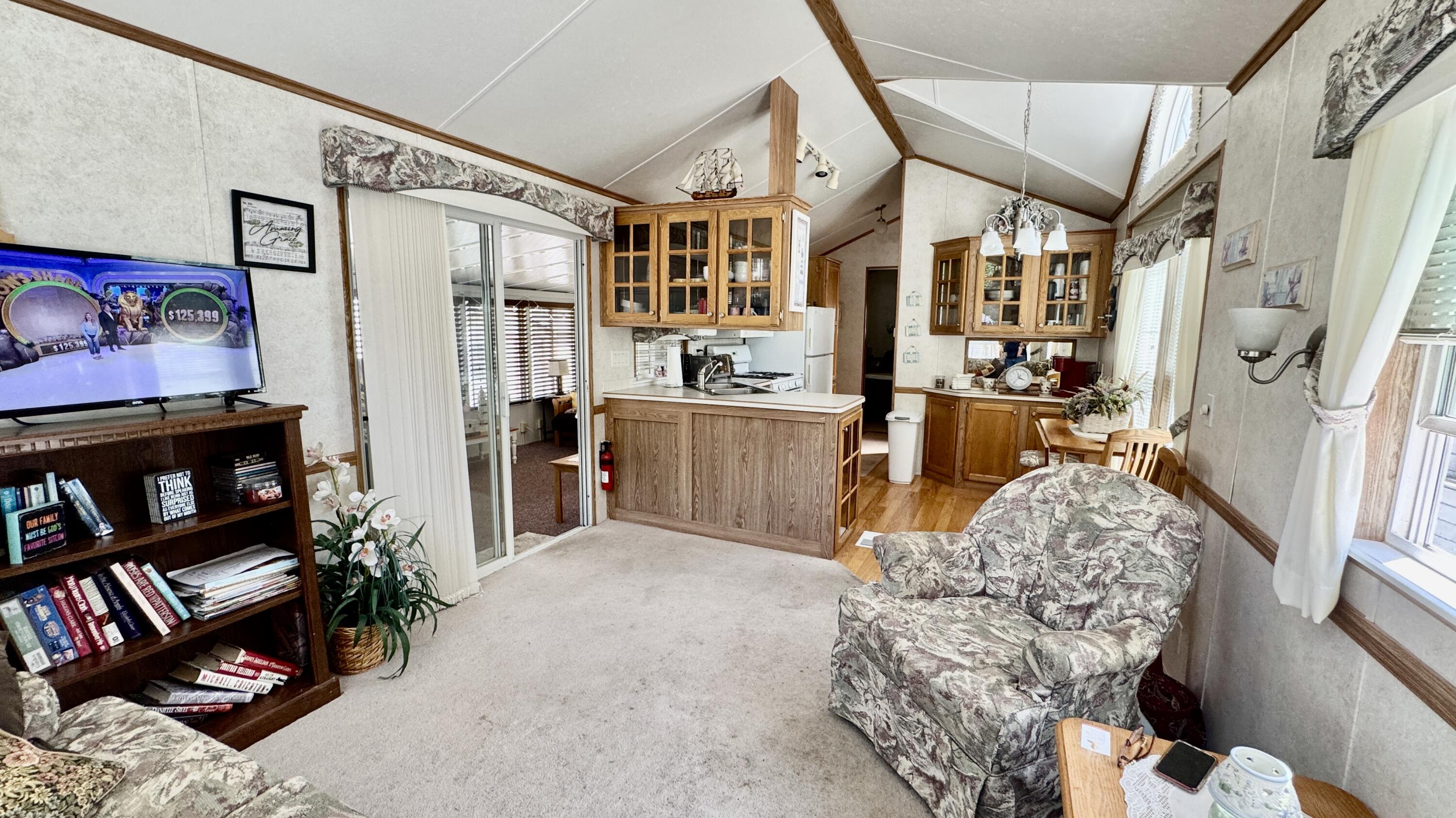 27 Go Camping Way 260 Property Photo 7