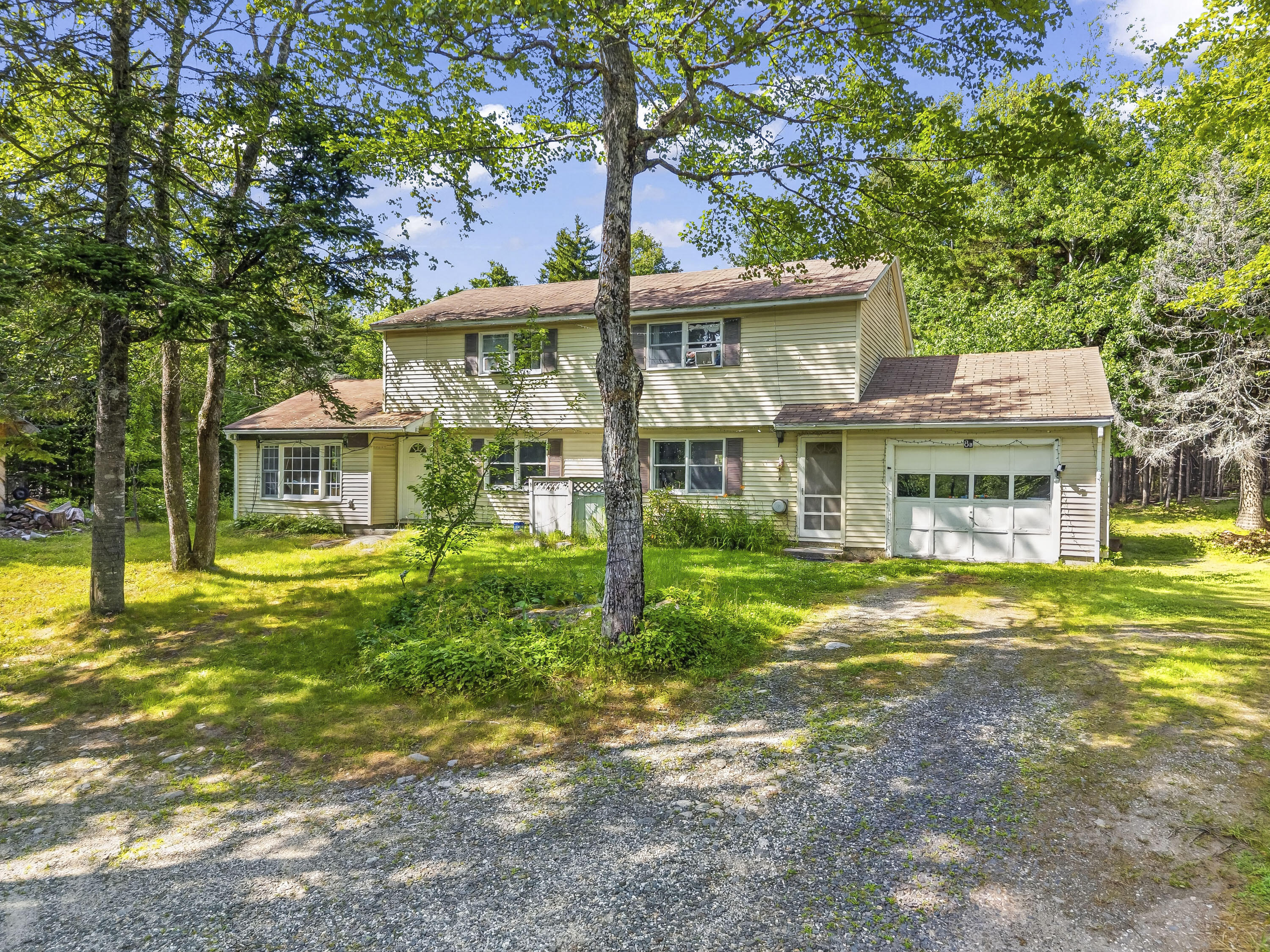 8 Deer Run Road Property Photo 1