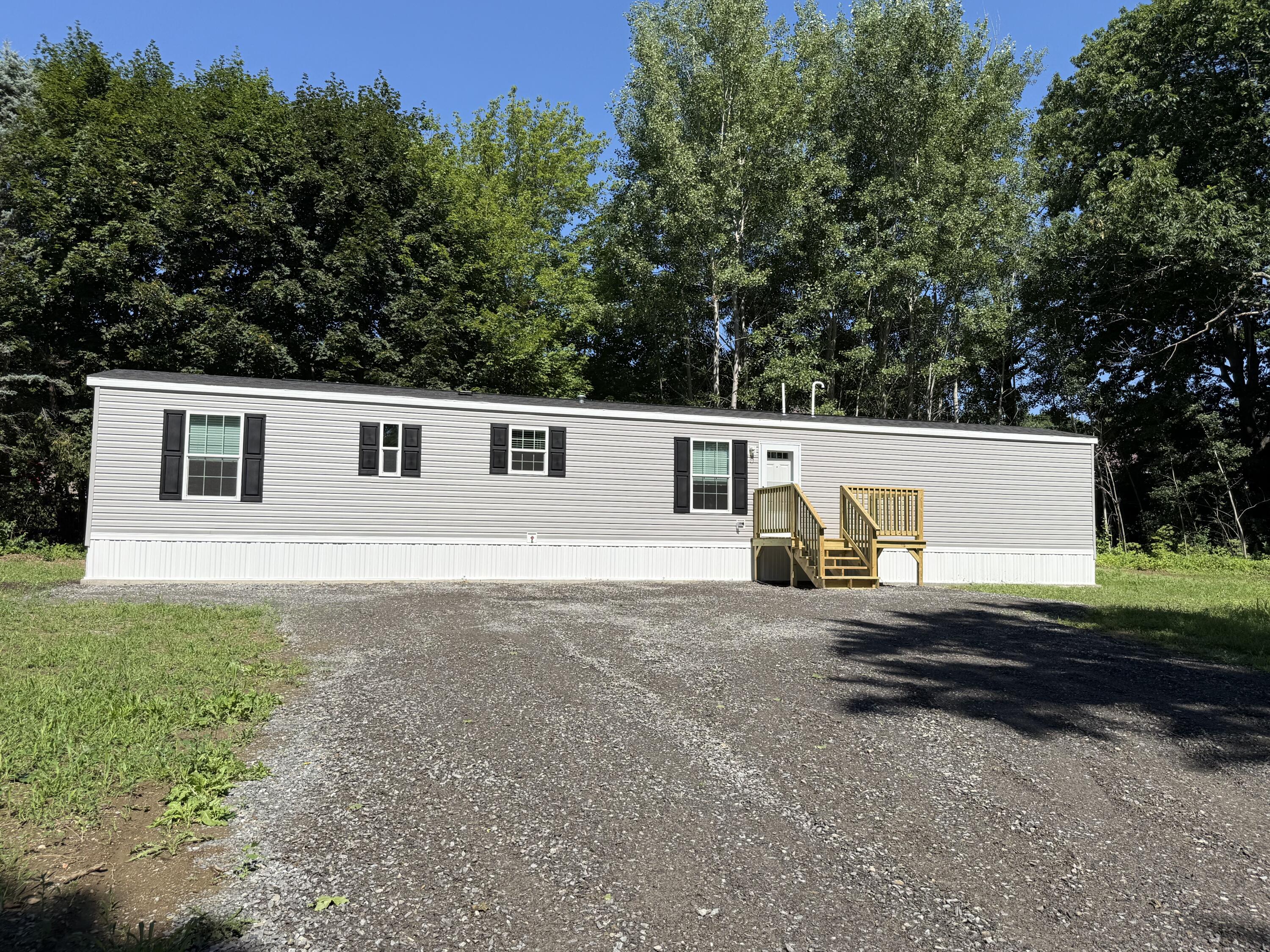 64 N 2nd Rangeway Property Photo 1