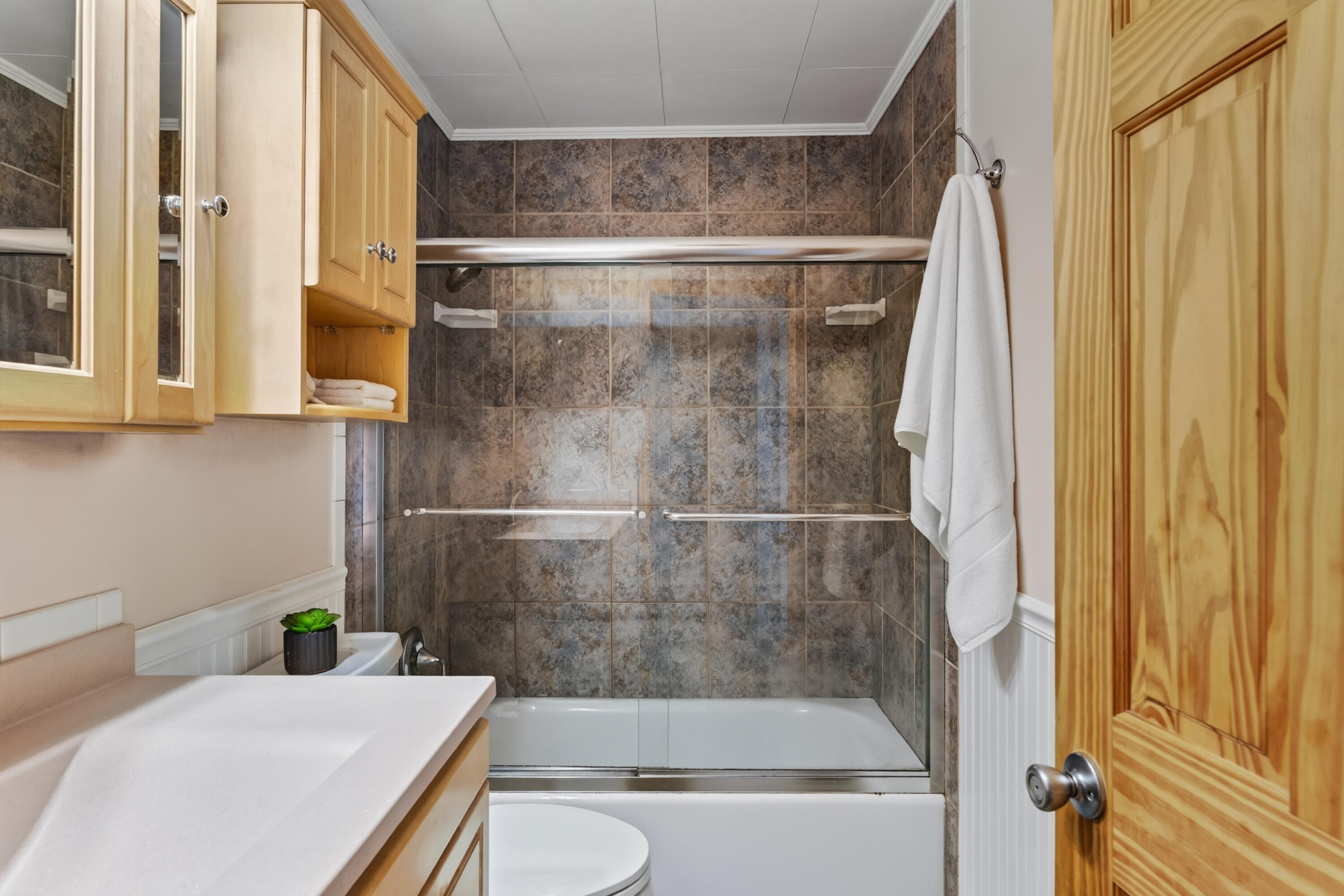 85 Duck Pond Road Property Photo 28