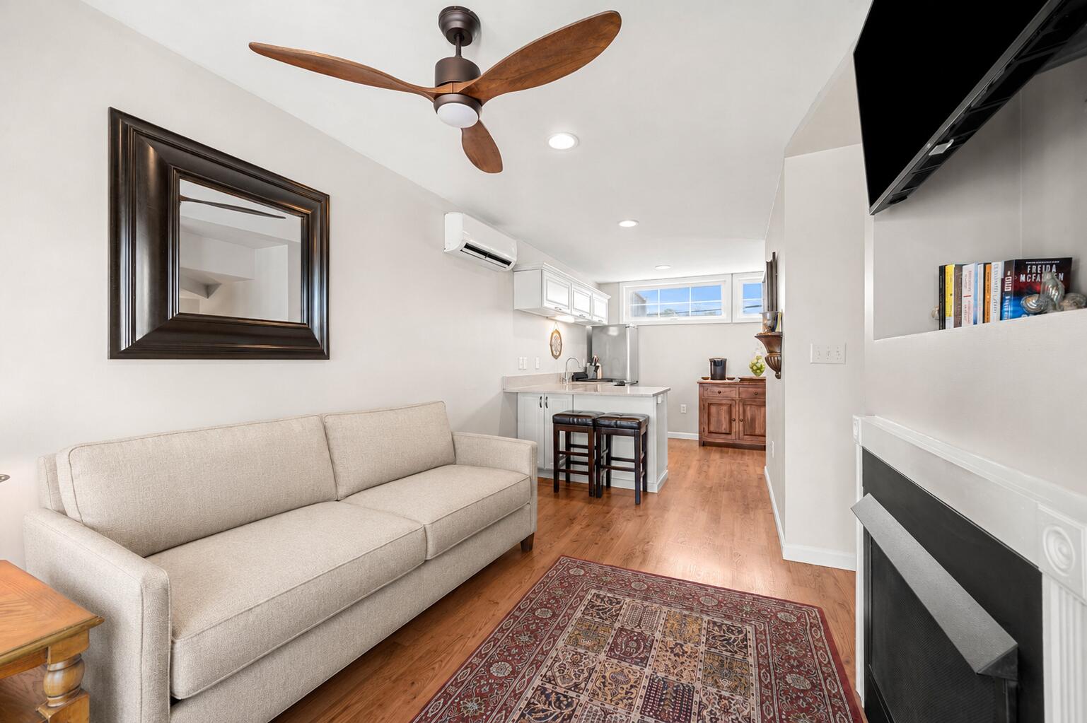 113-117 Perkins Cove Road Property Photo 13