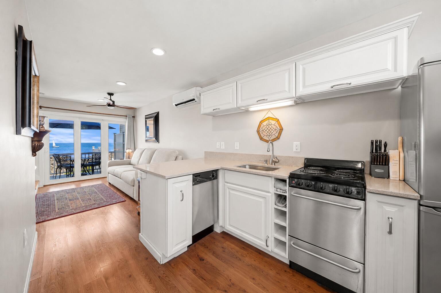113-117 Perkins Cove Road Property Photo 14