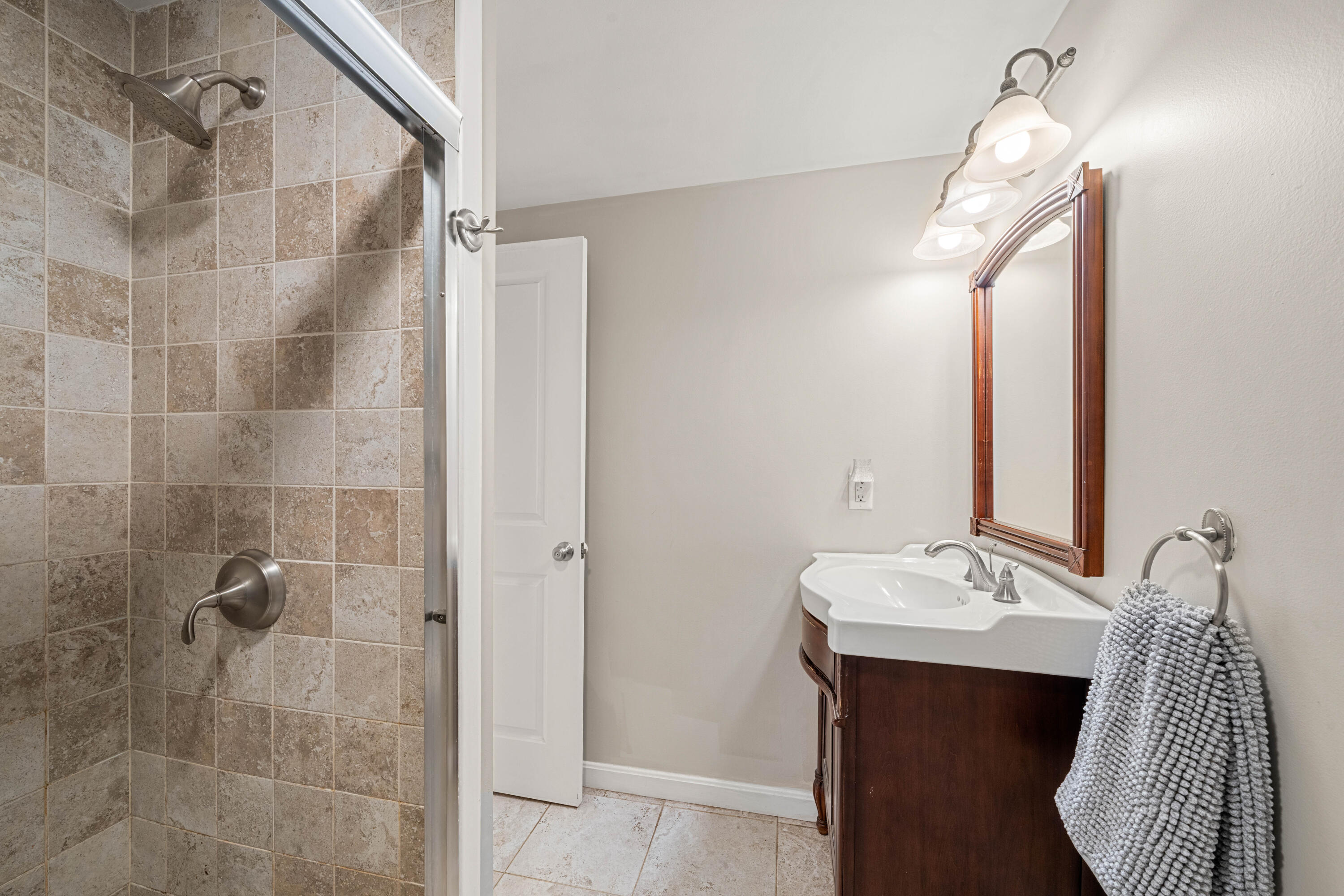 113-117 Perkins Cove Road Property Photo 17