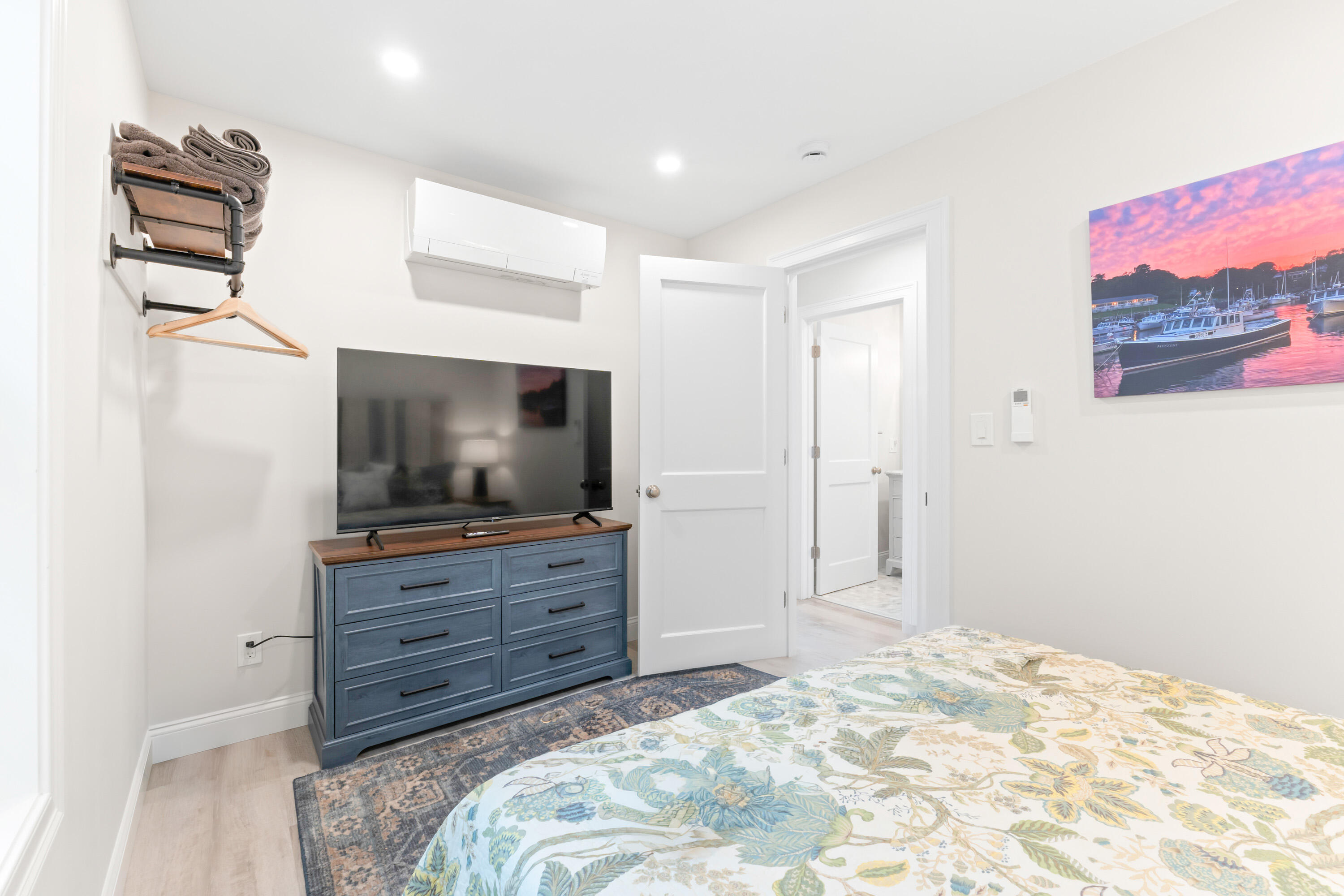113-117 Perkins Cove Road Property Photo 113