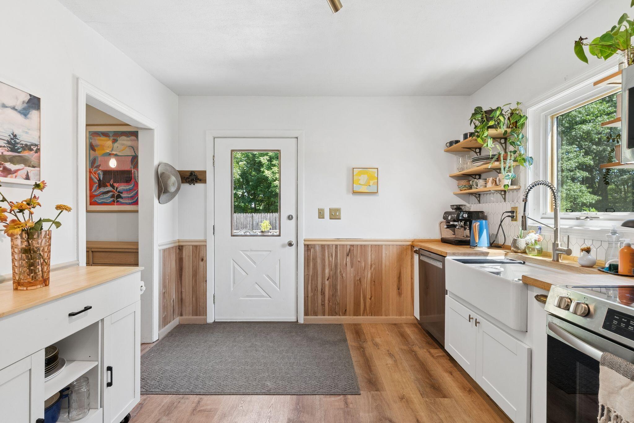 7 Edgewood Street Property Photo 29