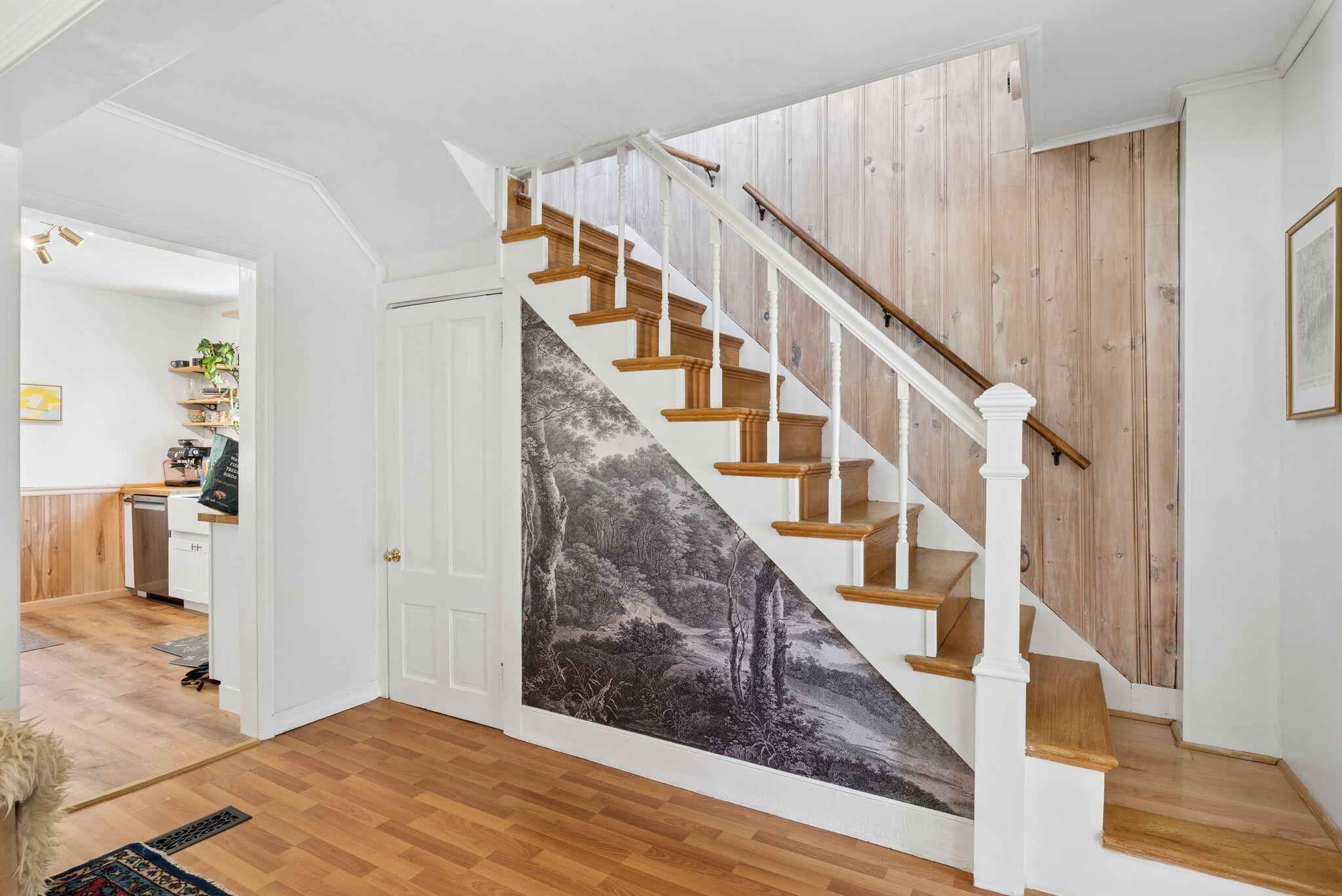 7 Edgewood Street Property Photo 34