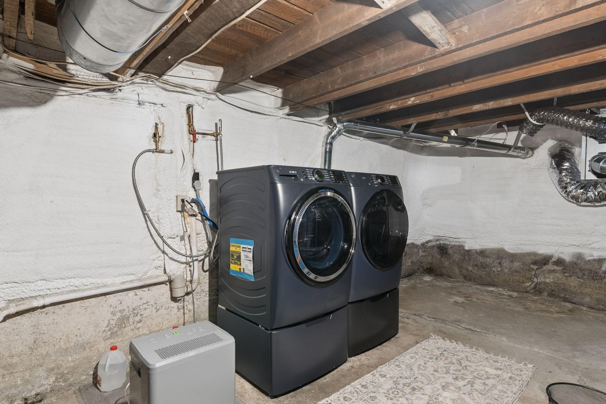 7 Edgewood Street Property Photo 48
