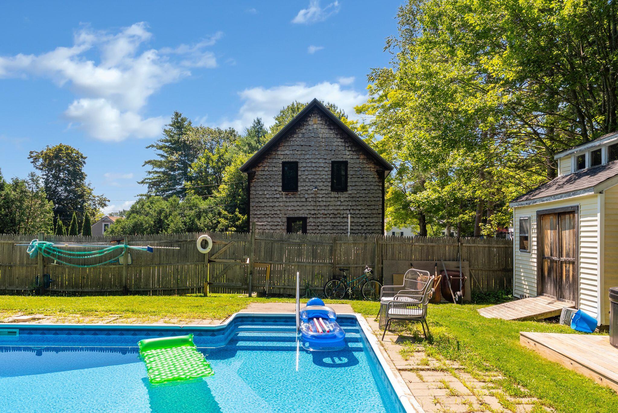 7 Edgewood Street Property Photo 50