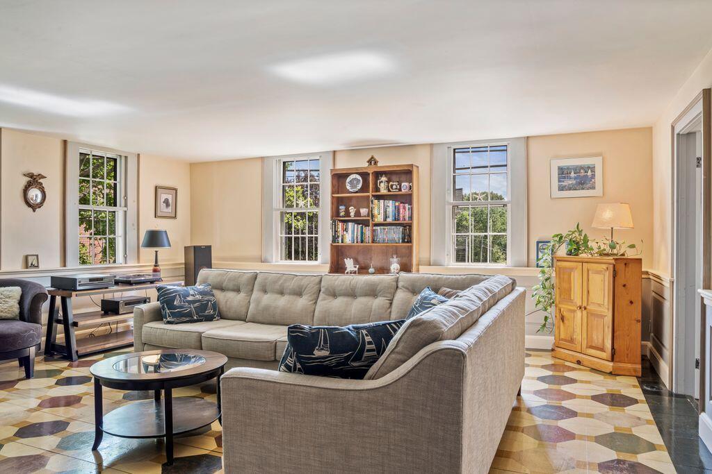 7 Storer Street Property Photo 30