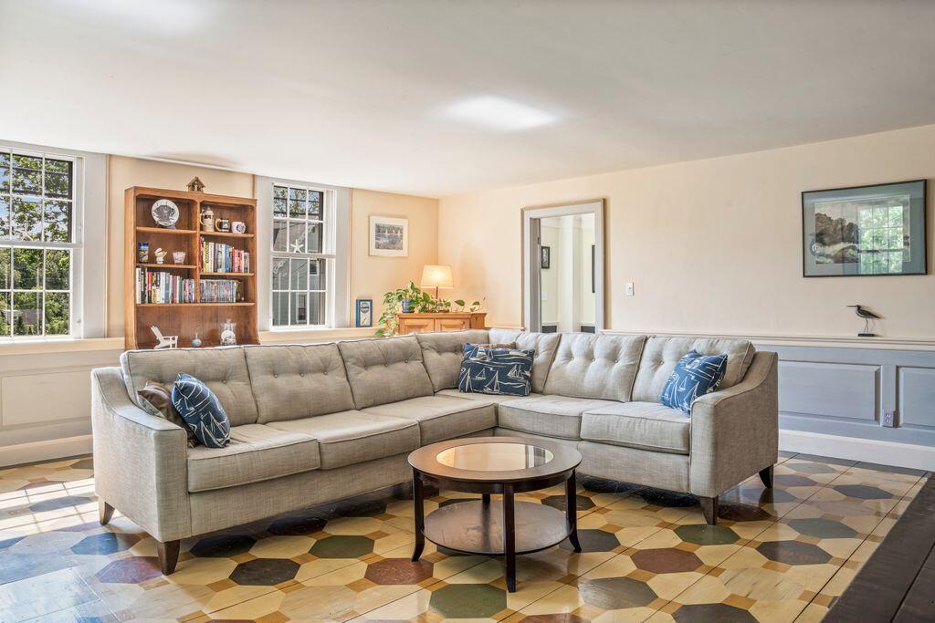 7 Storer Street Property Photo 31