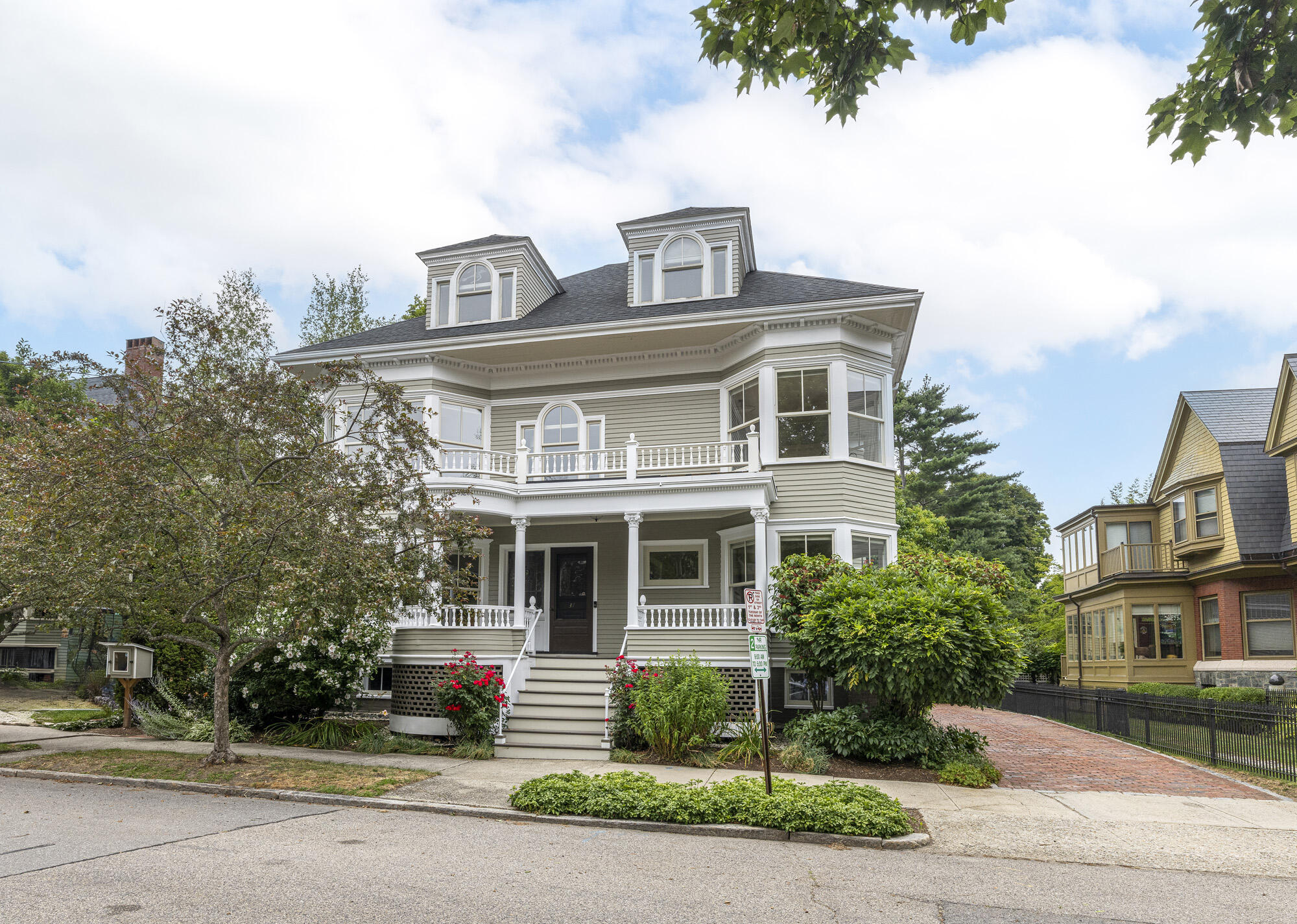 37 Carroll Street Property Photo 1