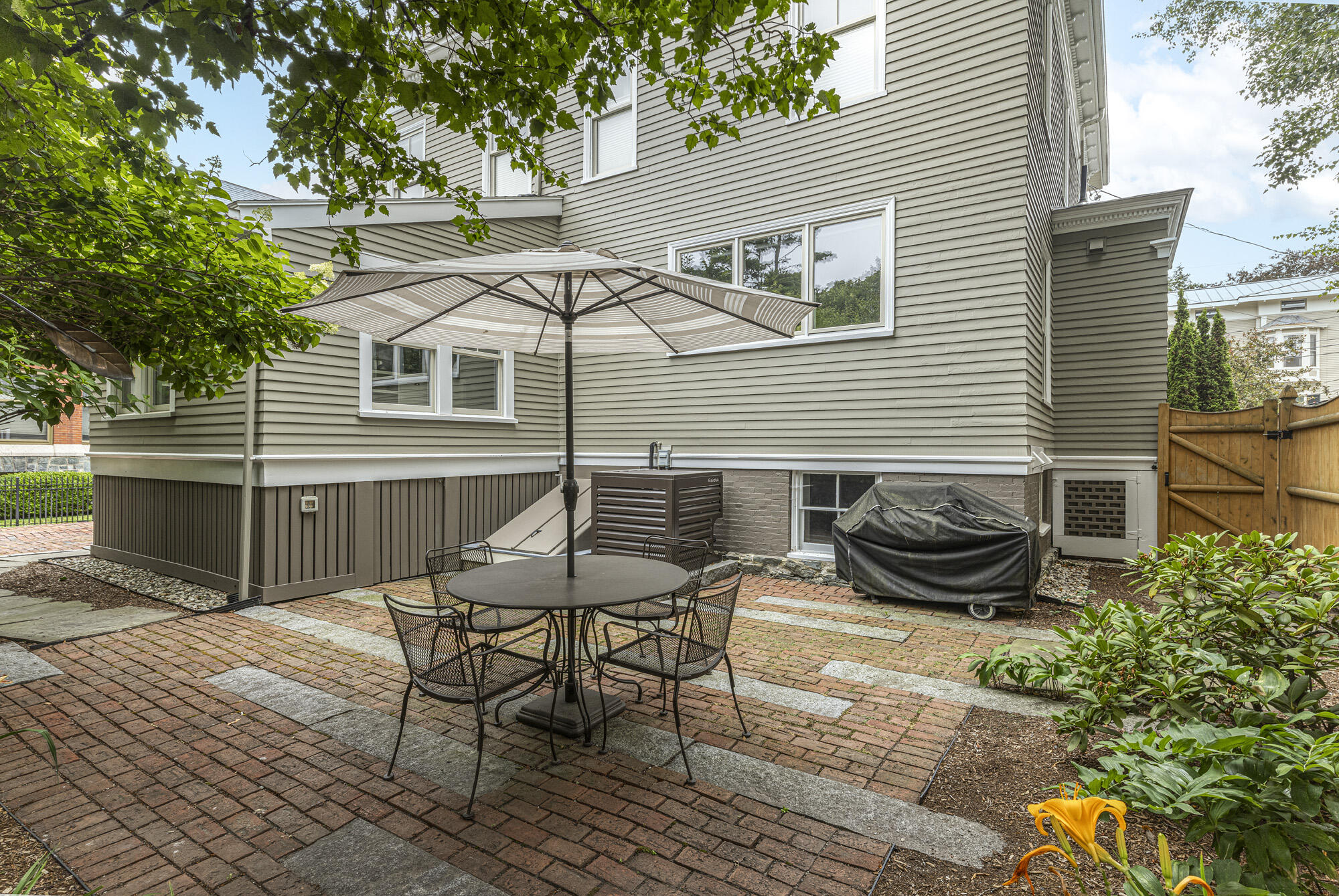 37 Carroll Street Property Photo 72