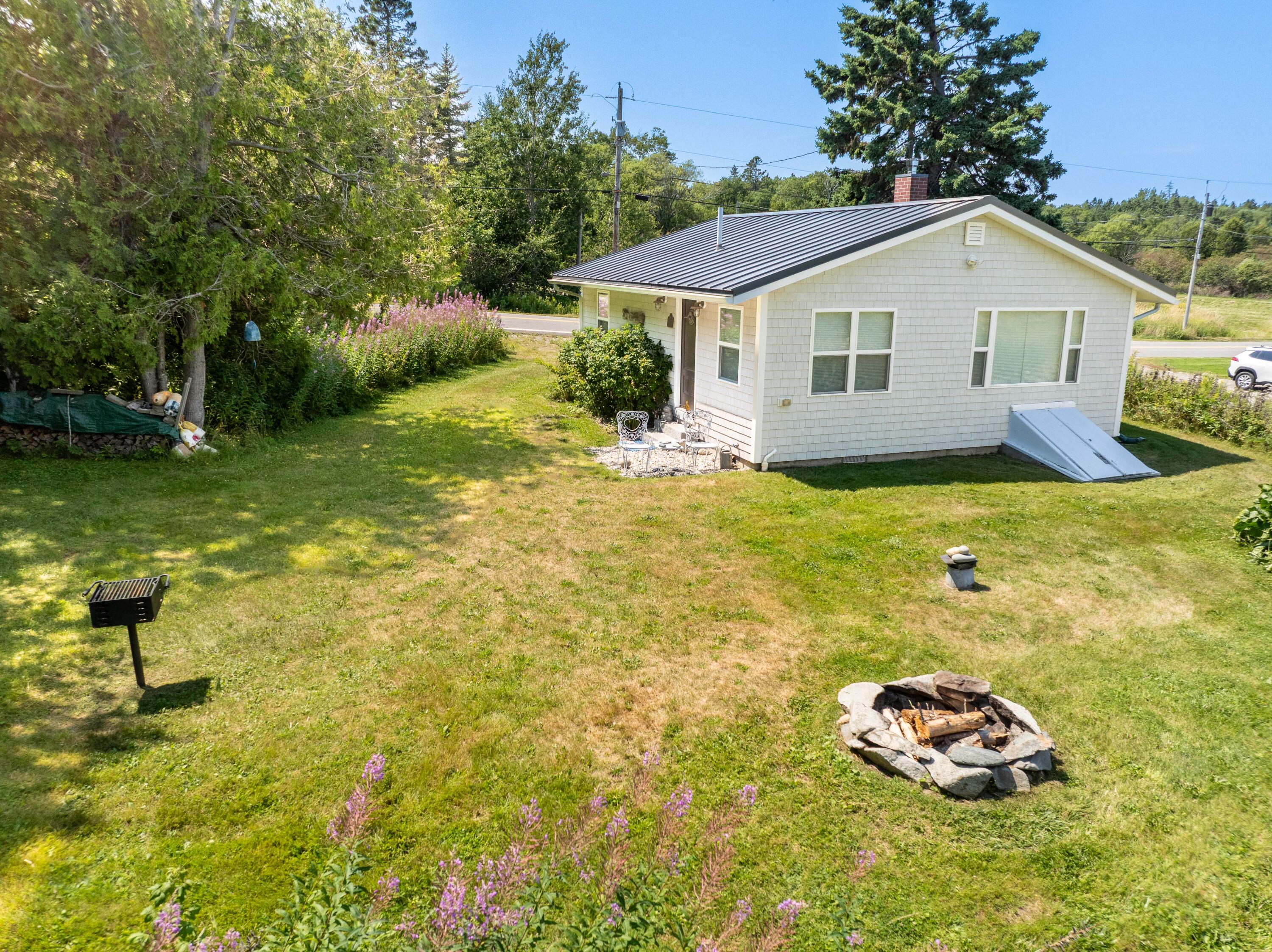 476 S Lubec Road Property Photo 21