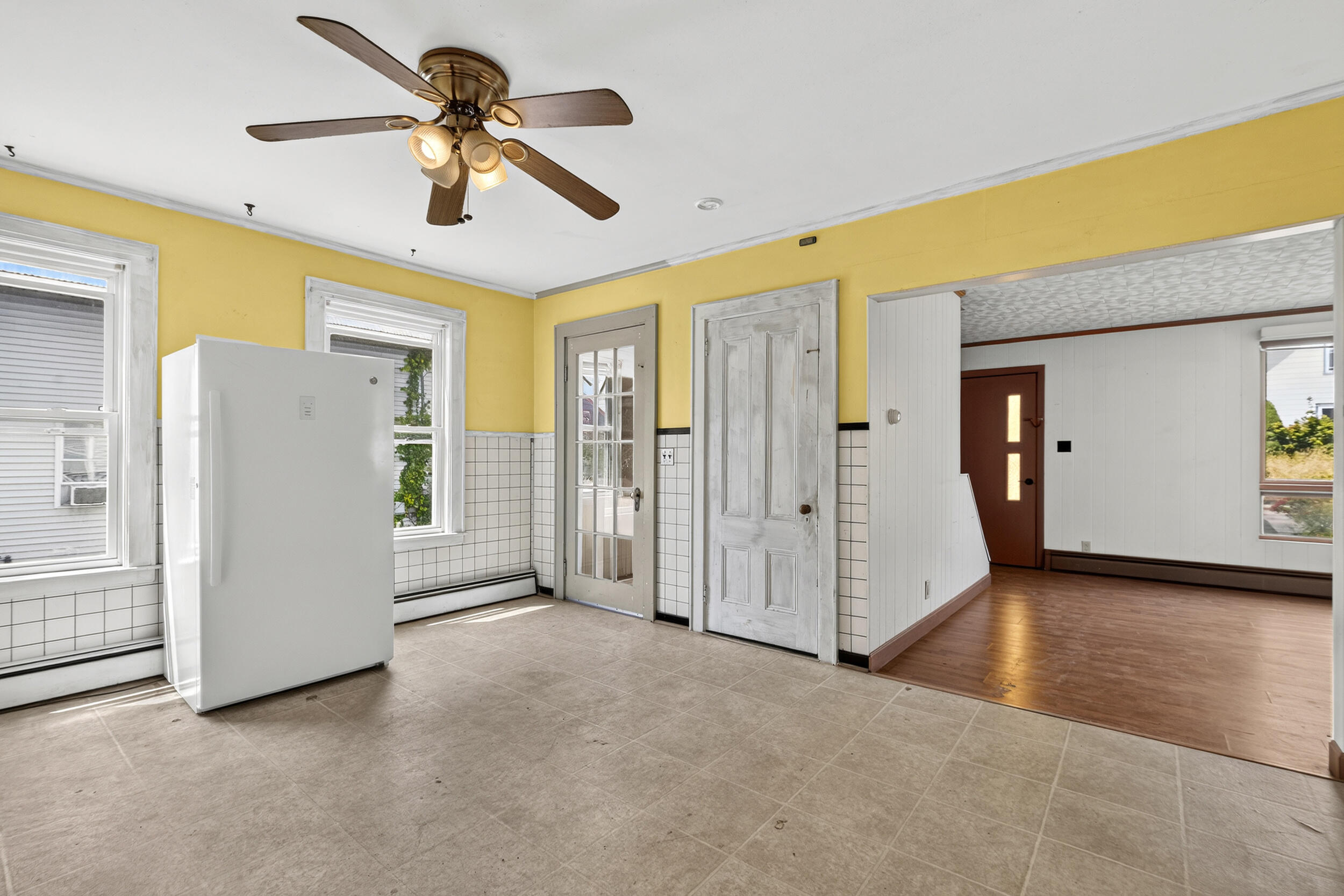 23 Cottage Street Property Photo 5