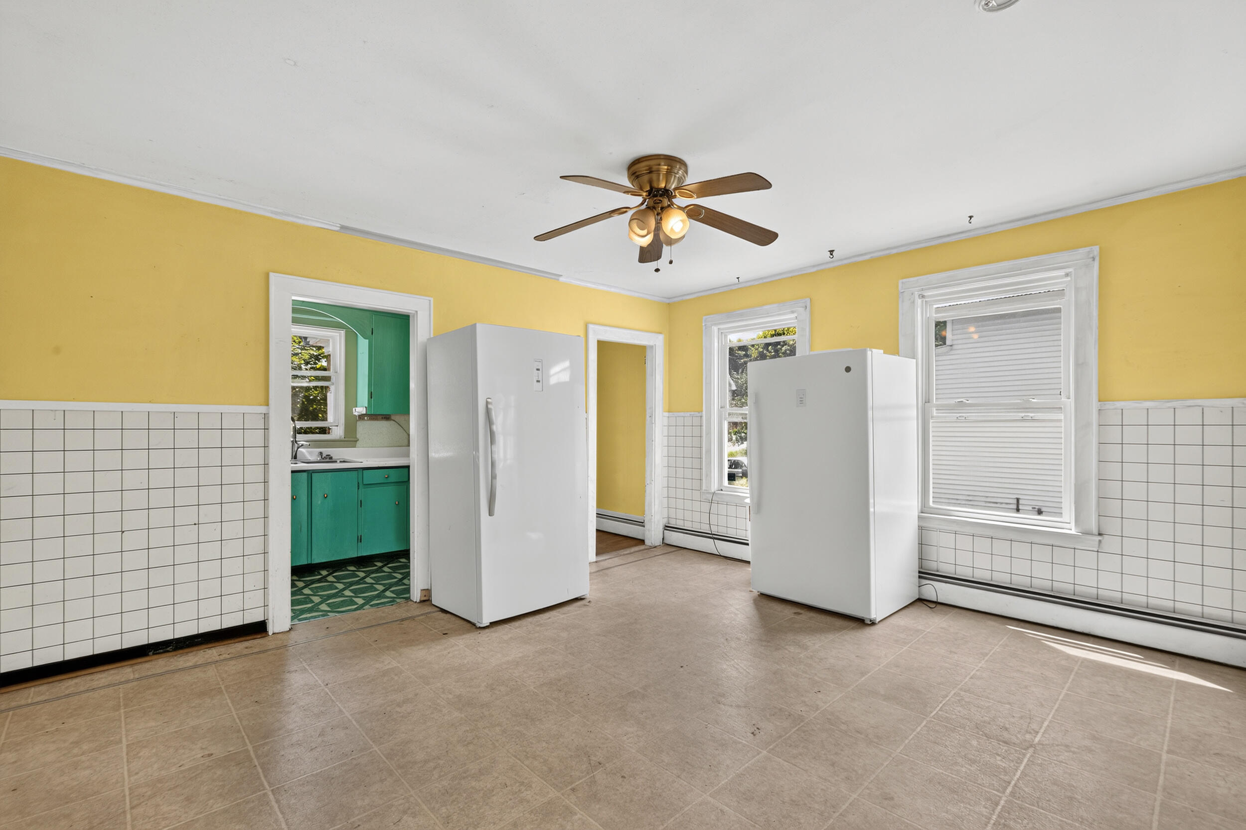 23 Cottage Street Property Photo 6