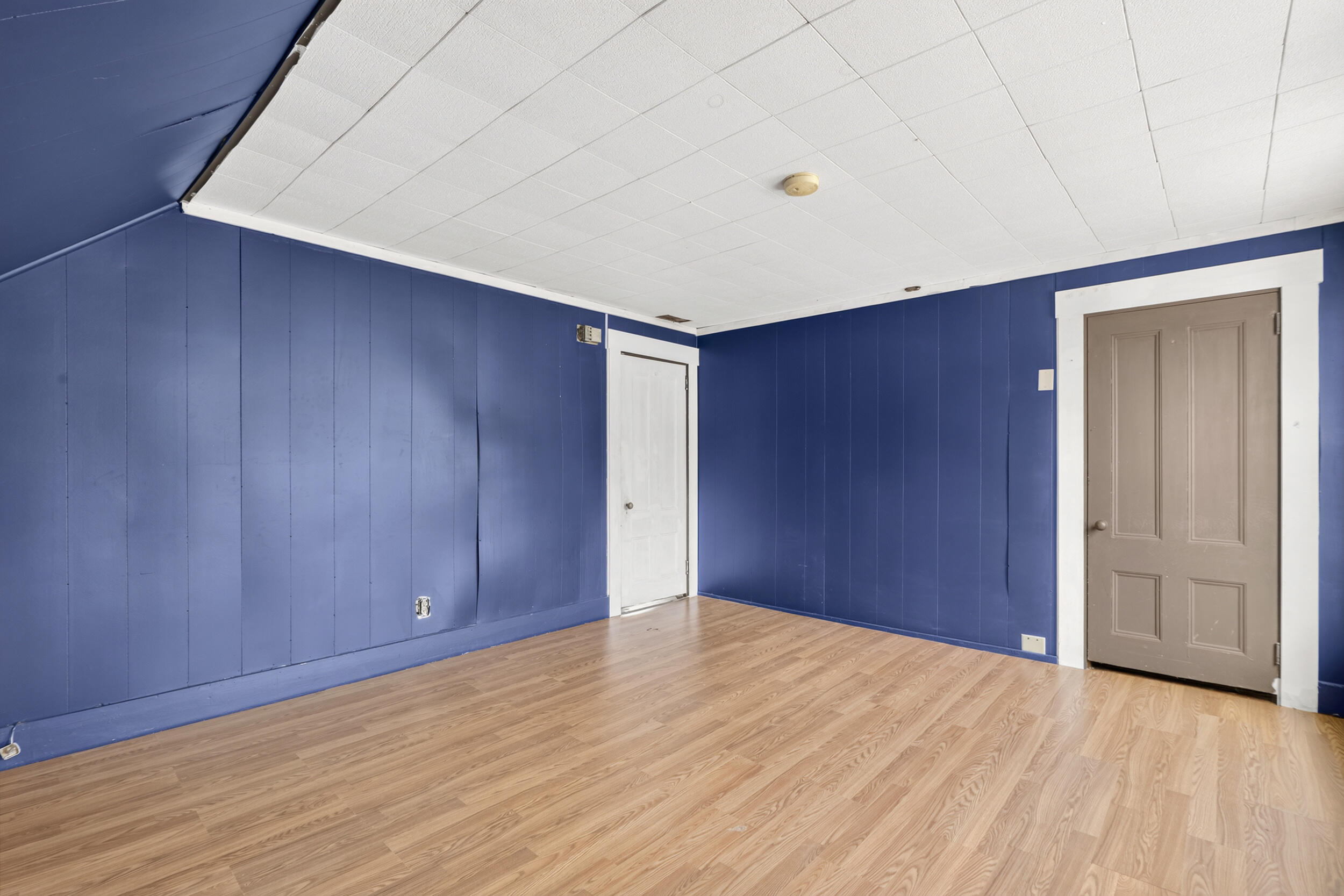 23 Cottage Street Property Photo 16