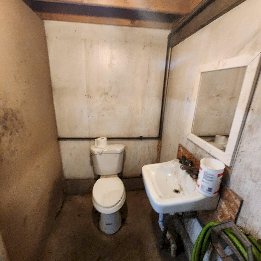 645 Main Street Property Photo 17