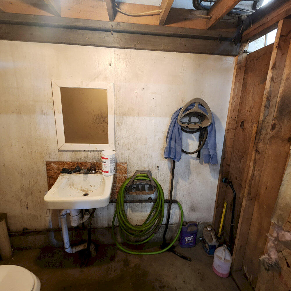 645 Main Street Property Photo 18