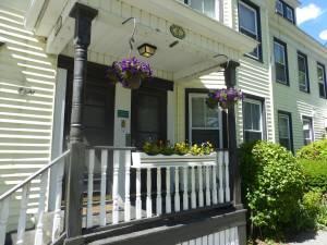 8 Spring Street Property Photo 2