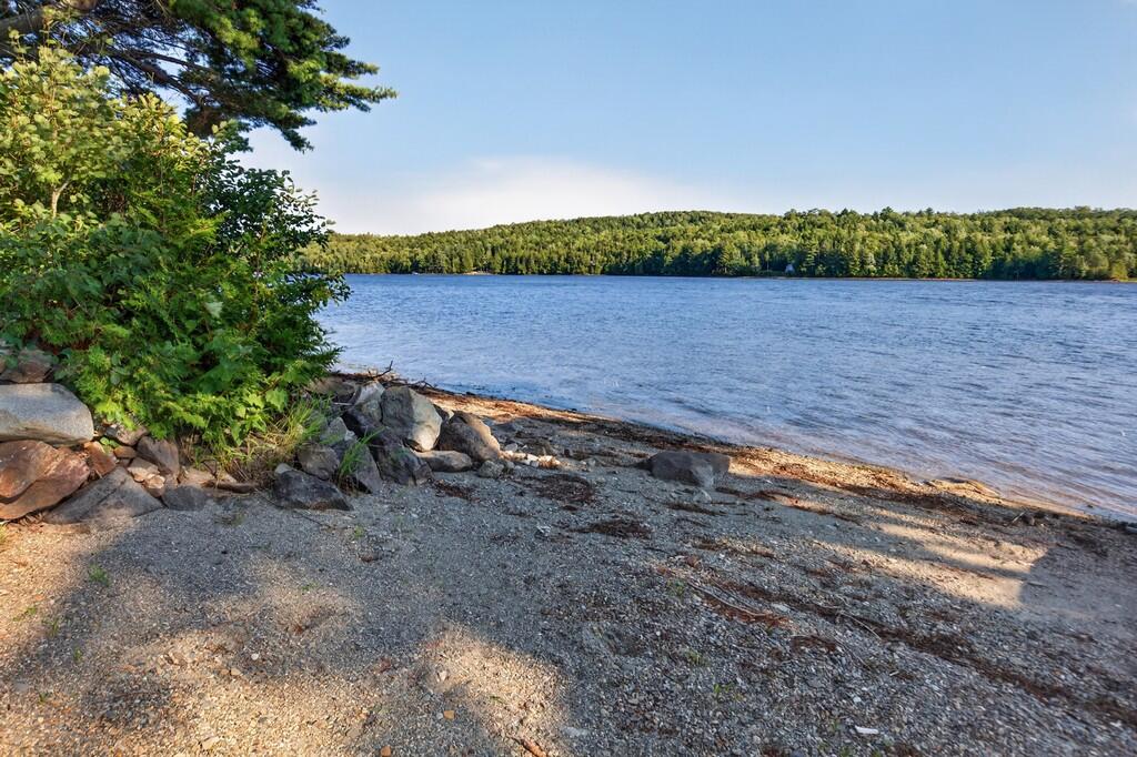 202 Bear Cove Road Property Photo 3