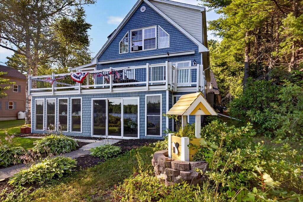 202 Bear Cove Road Property Photo 4