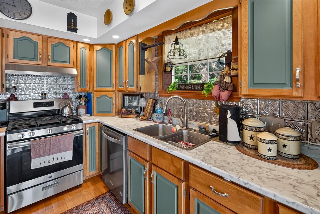 202 Bear Cove Road Property Photo 21