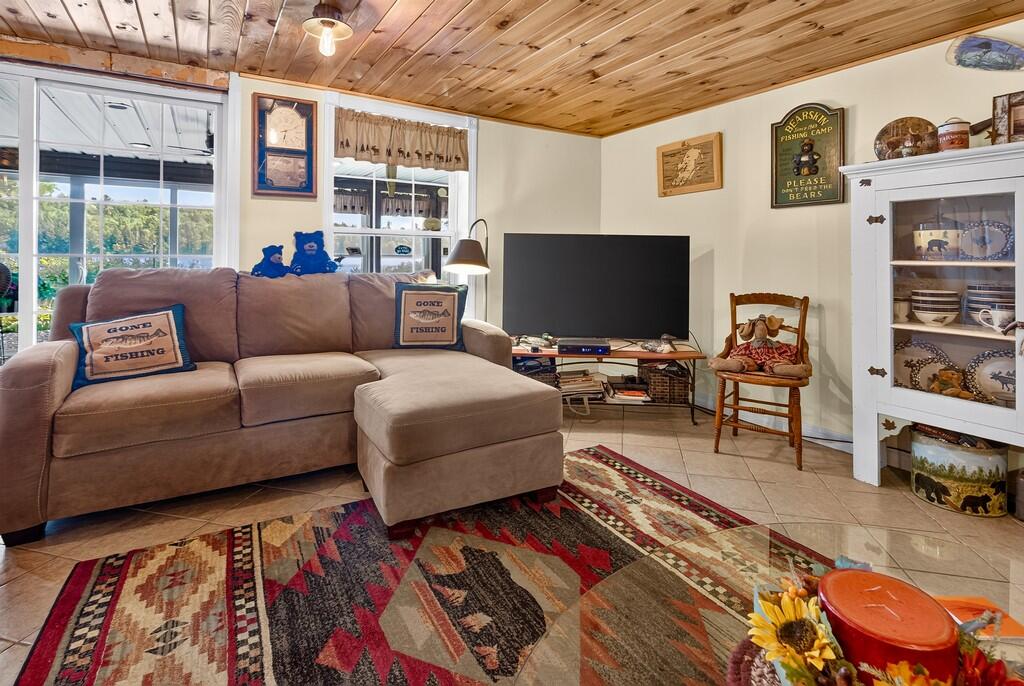 202 Bear Cove Road Property Photo 43