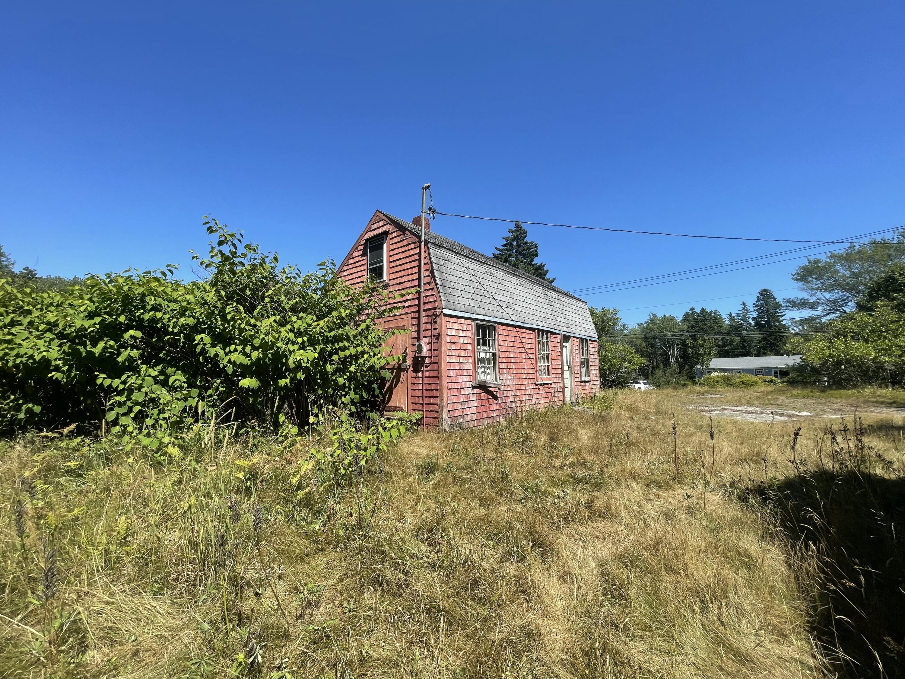 106 N Main Street Property Photo 6