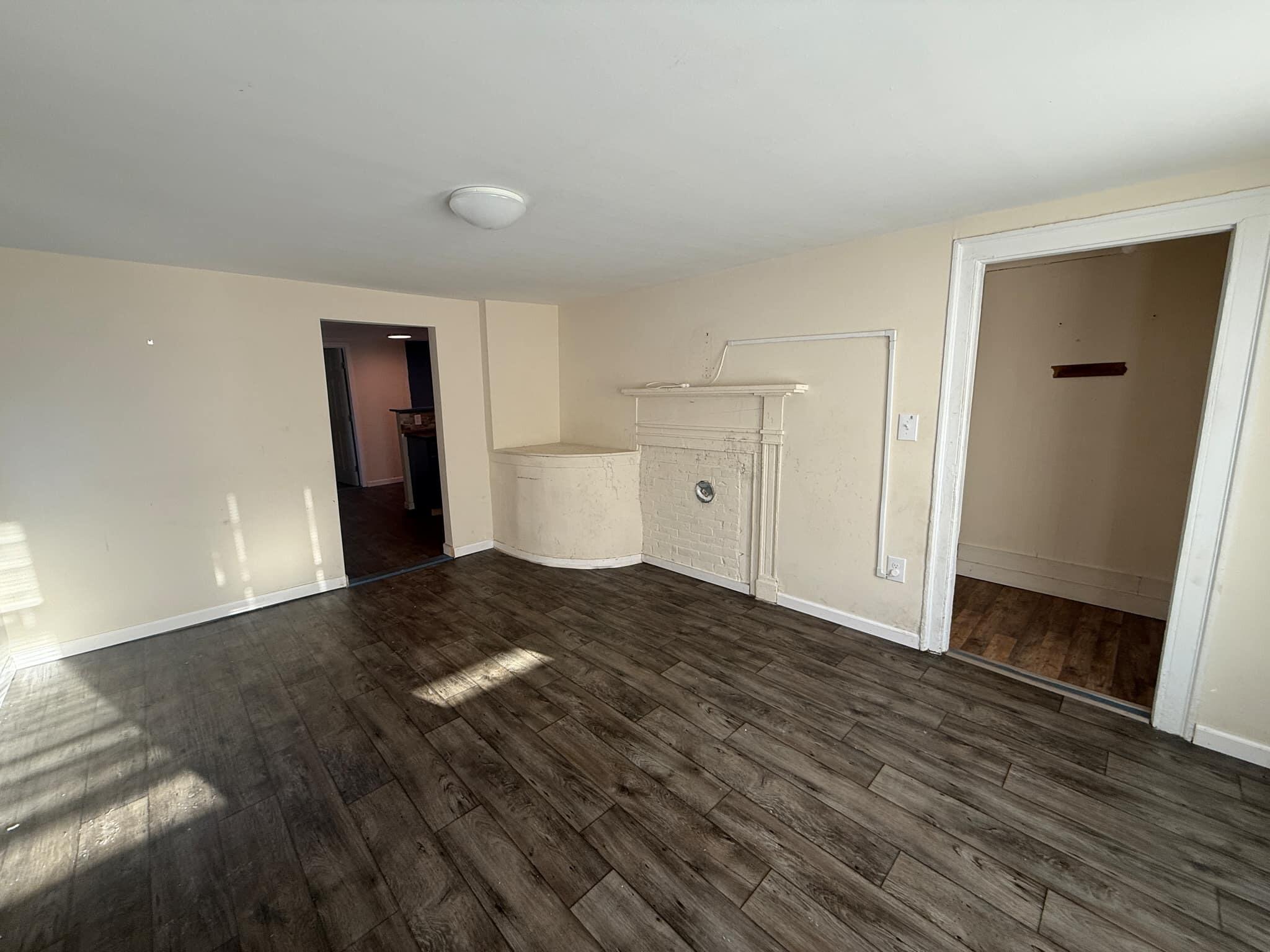 996 State Street Property Photo 6