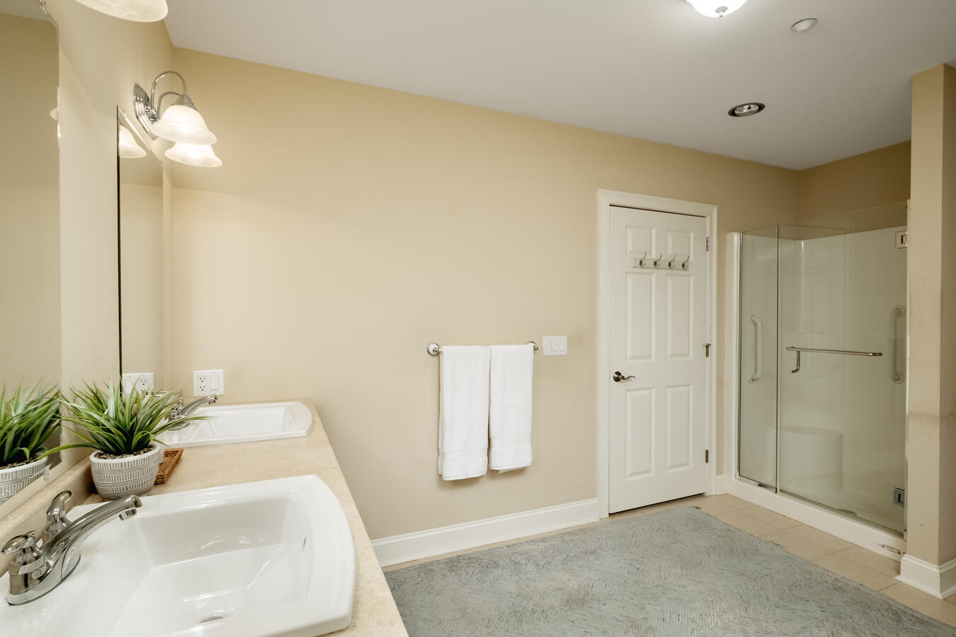 100 Shepards Cove Road H205 Property Photo 21