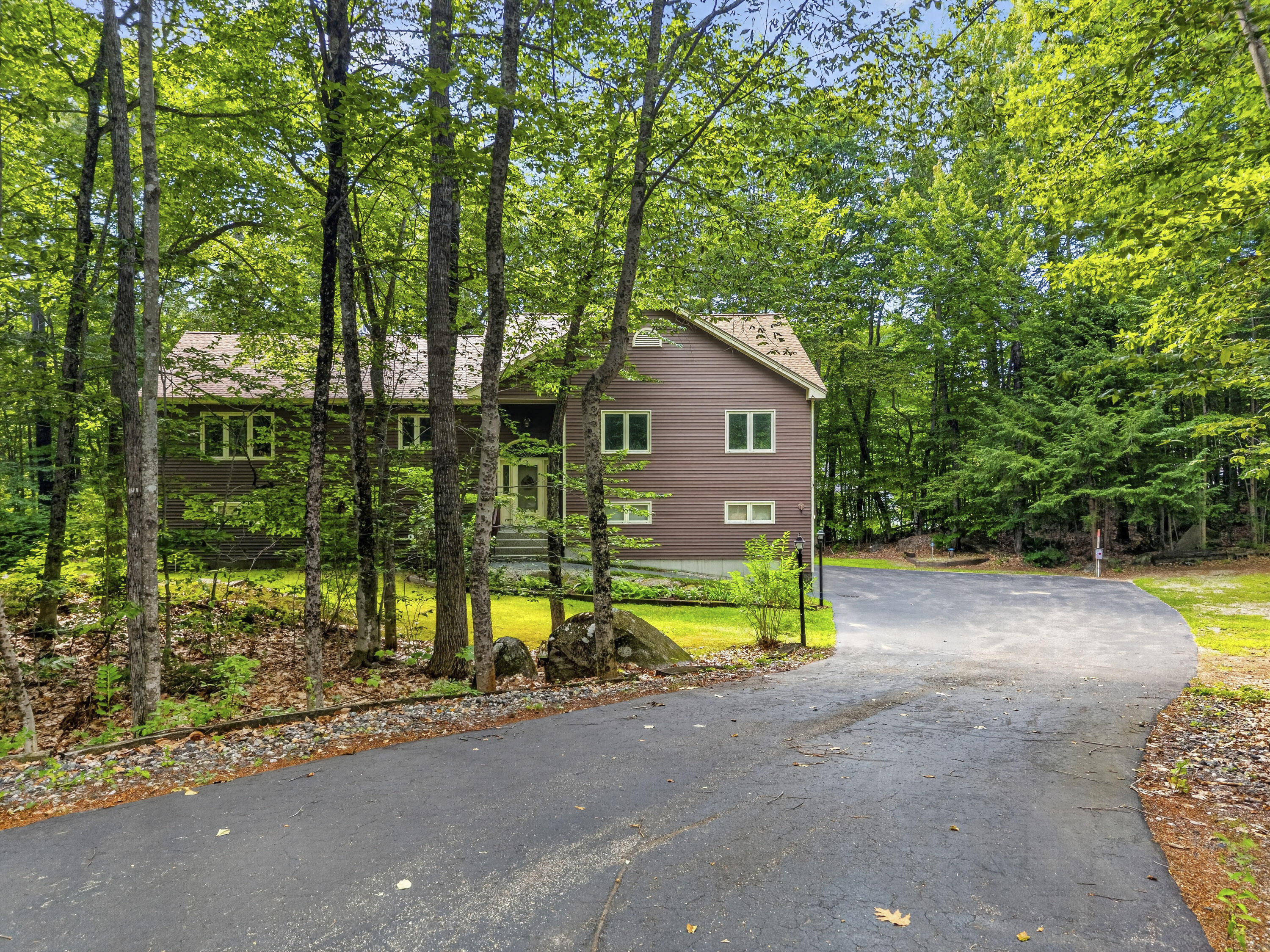 162 Rolling Hill Drive Property Photo 9