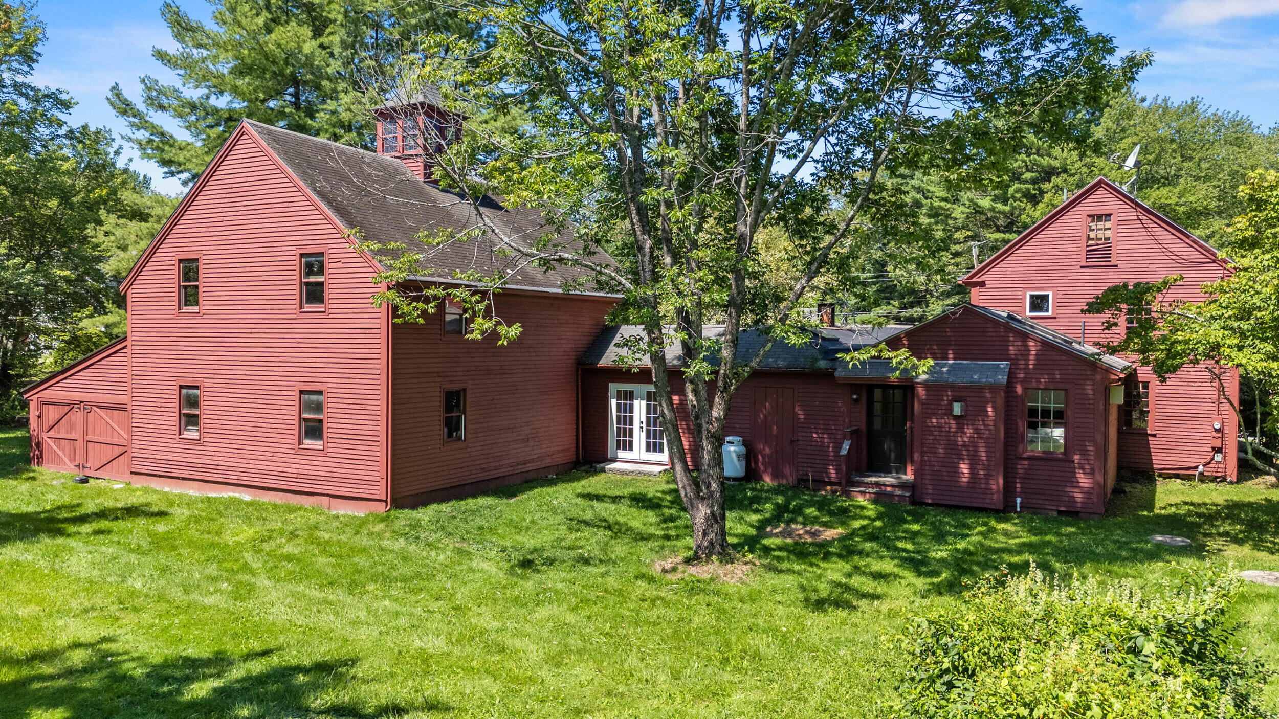 171 Summer Street Property Photo 7