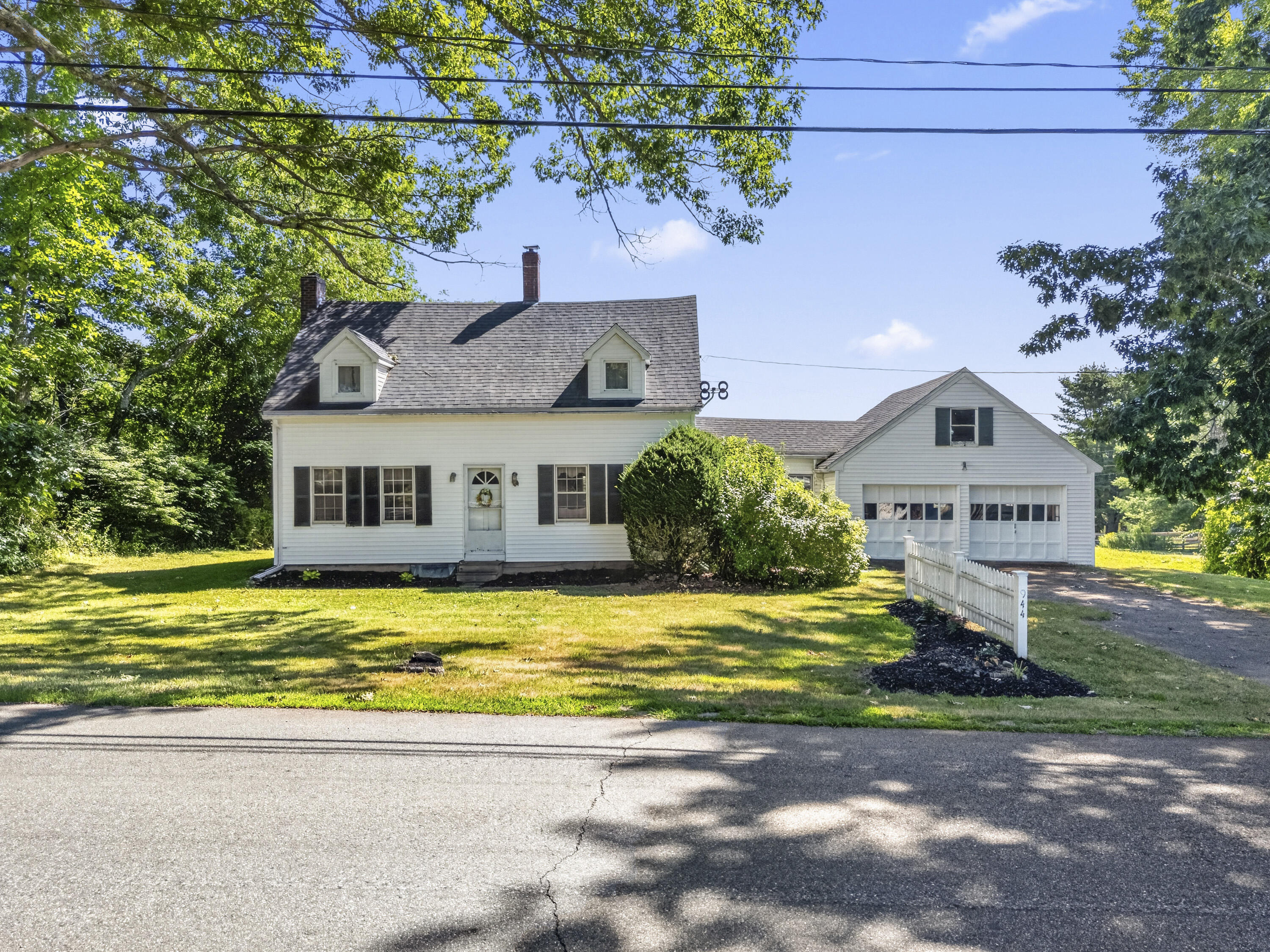 944 Dutch Neck Road Property Photo 1