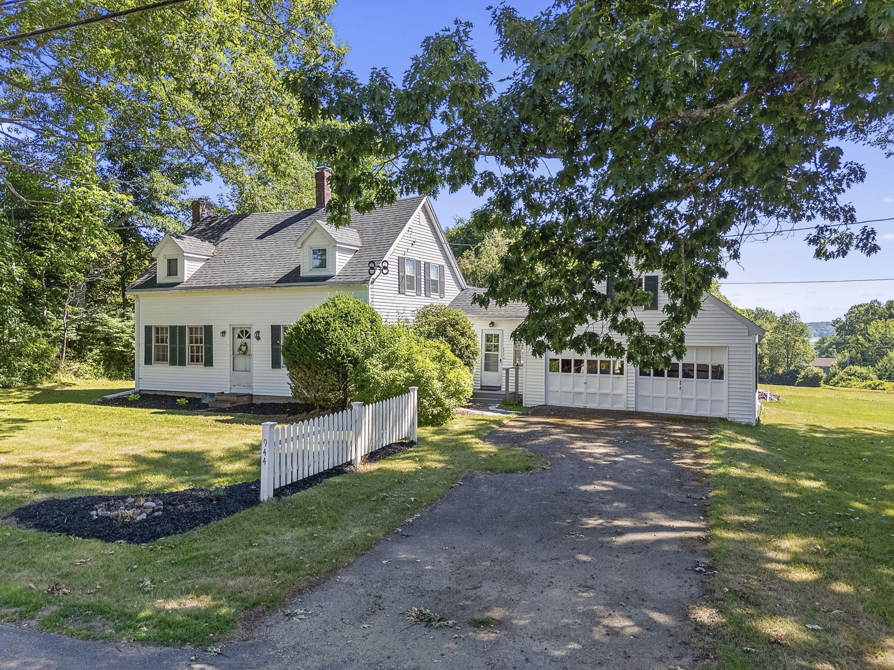 944 Dutch Neck Road Property Photo 8